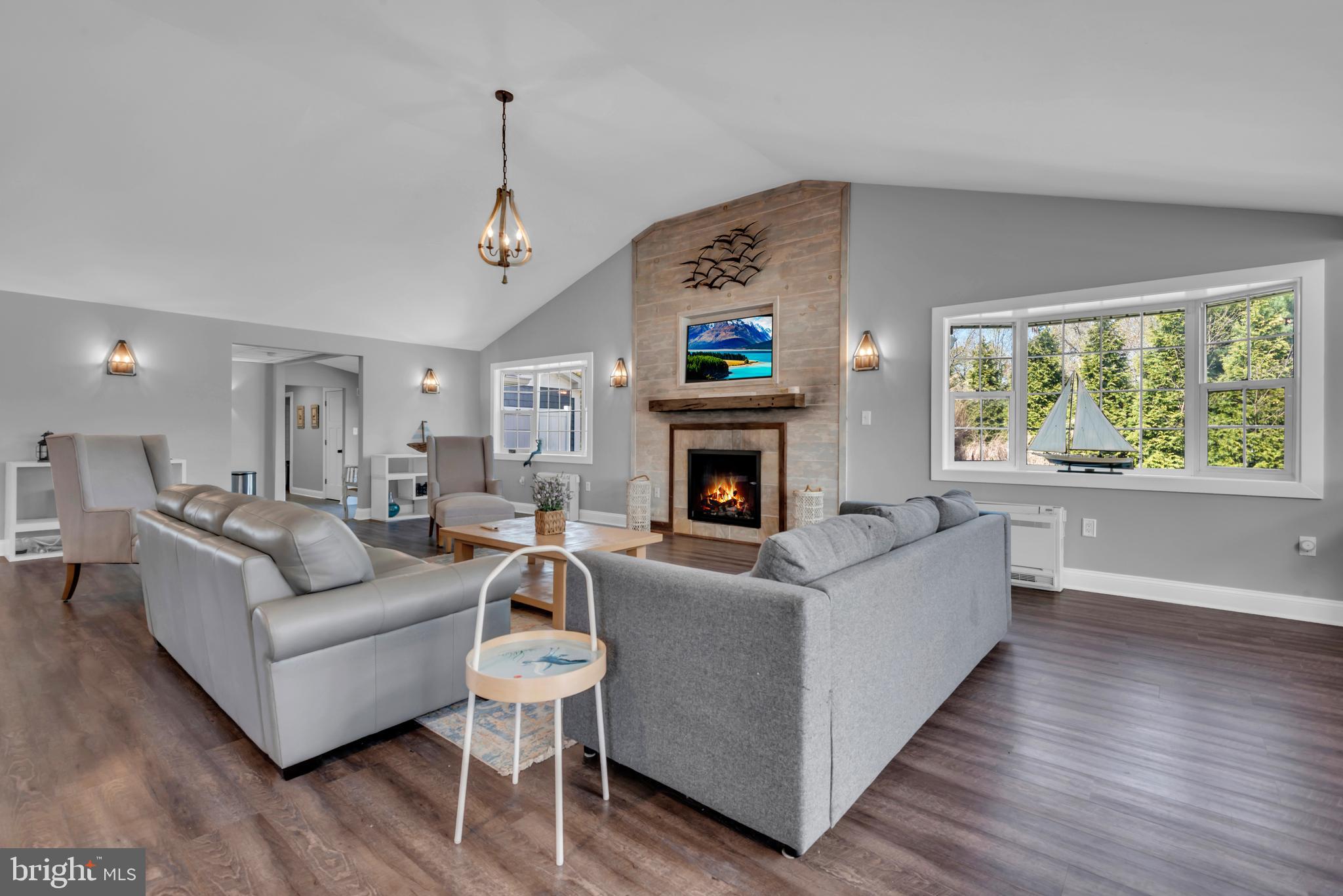 REGULARS - Residential