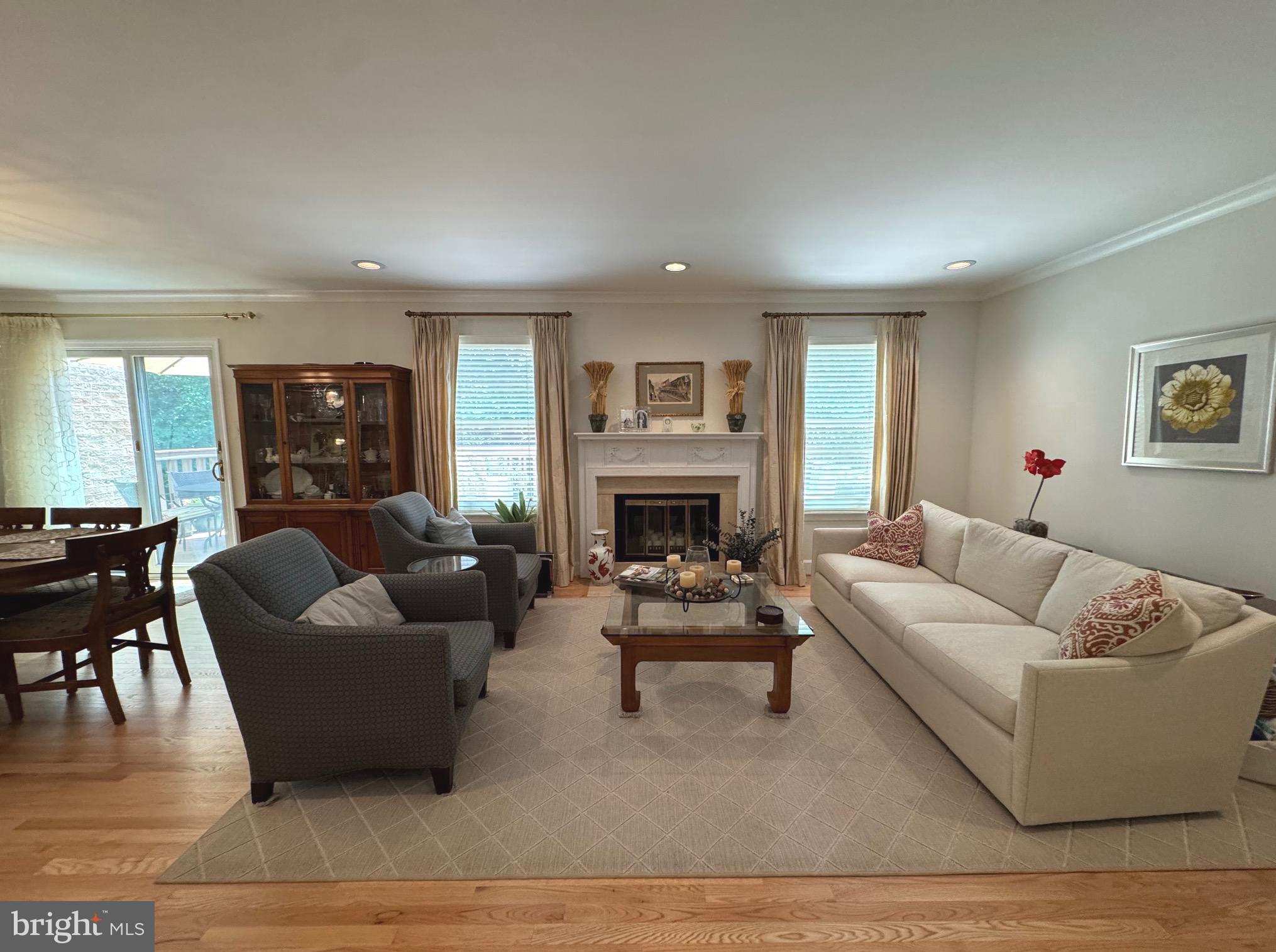 6487 WISHBONE TERRACE