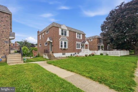 Townhouse For Sale - 2574 Stoneybrook Lane<br/> Delaware County, DREXEL HILL, PA 19026