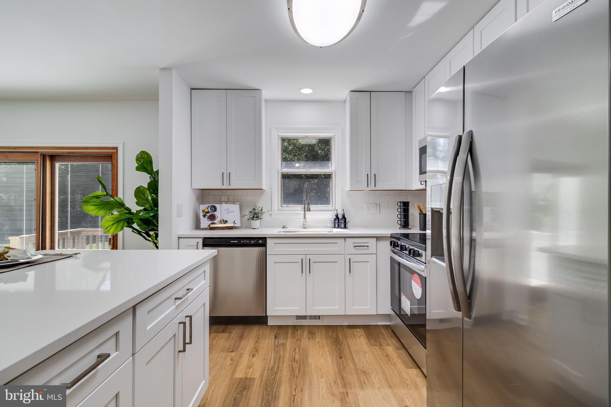 LORD CALVERT HILLS - Residential