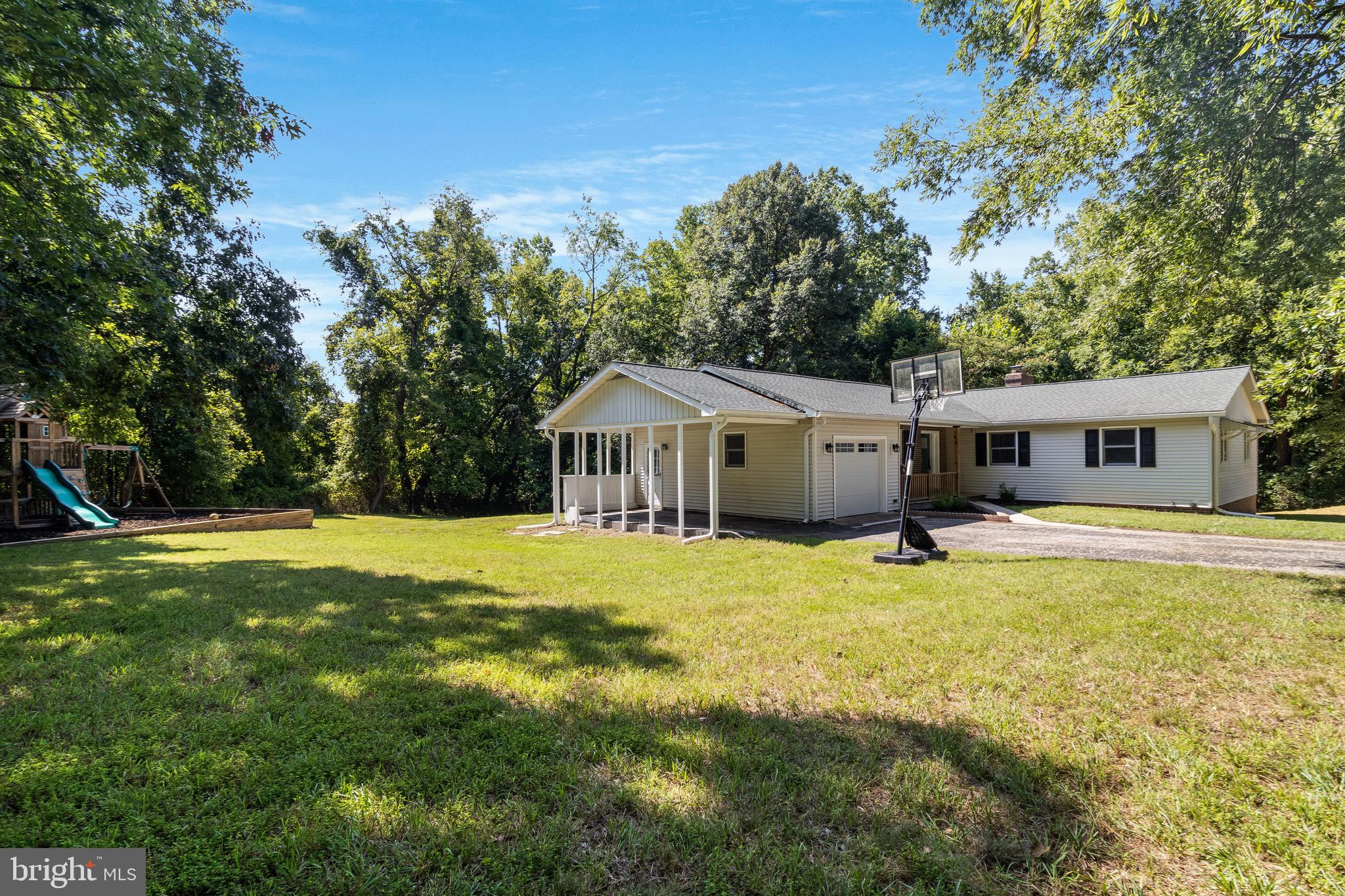 LORD CALVERT HILLS - Residential