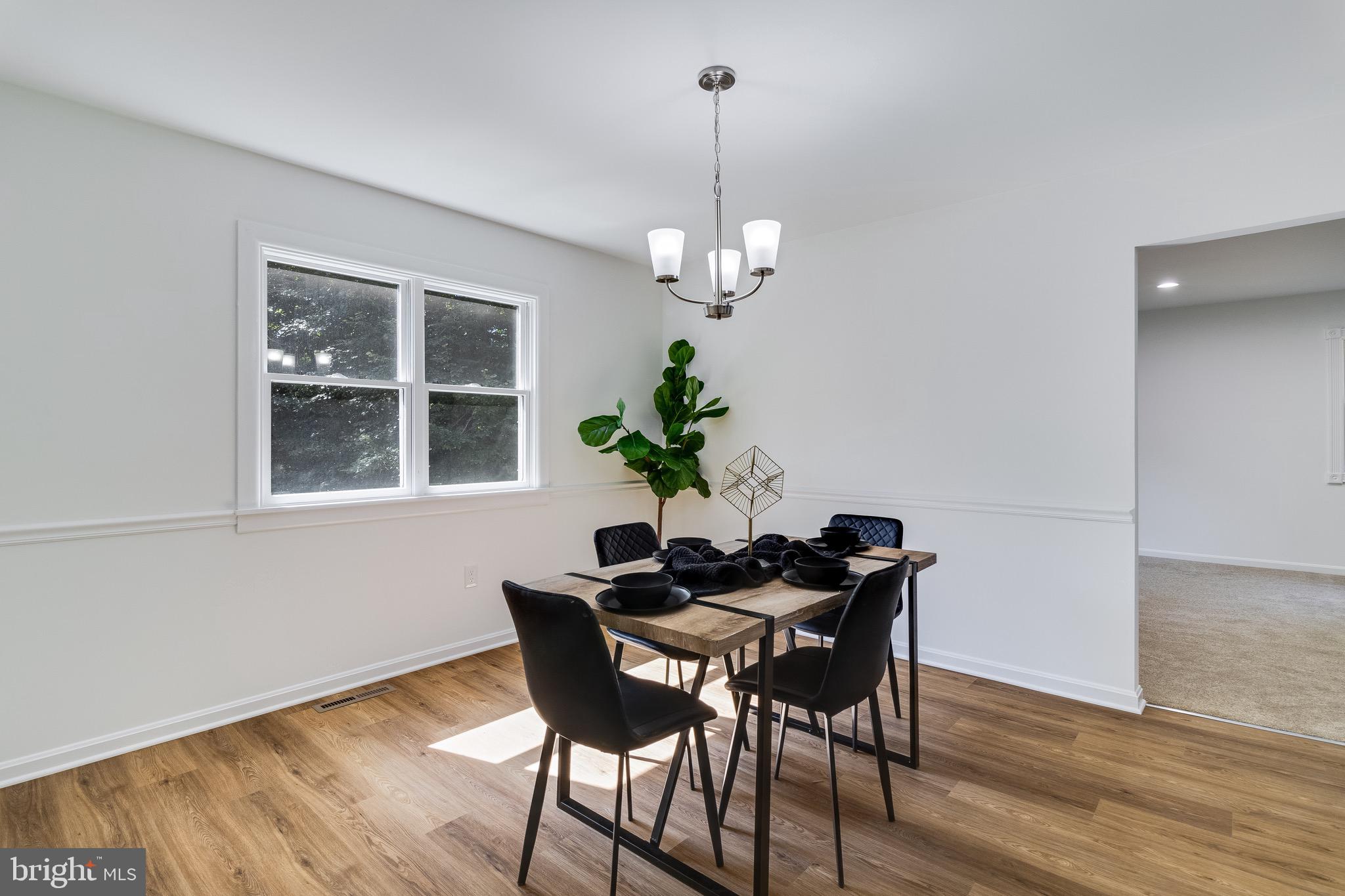 LORD CALVERT HILLS - Residential