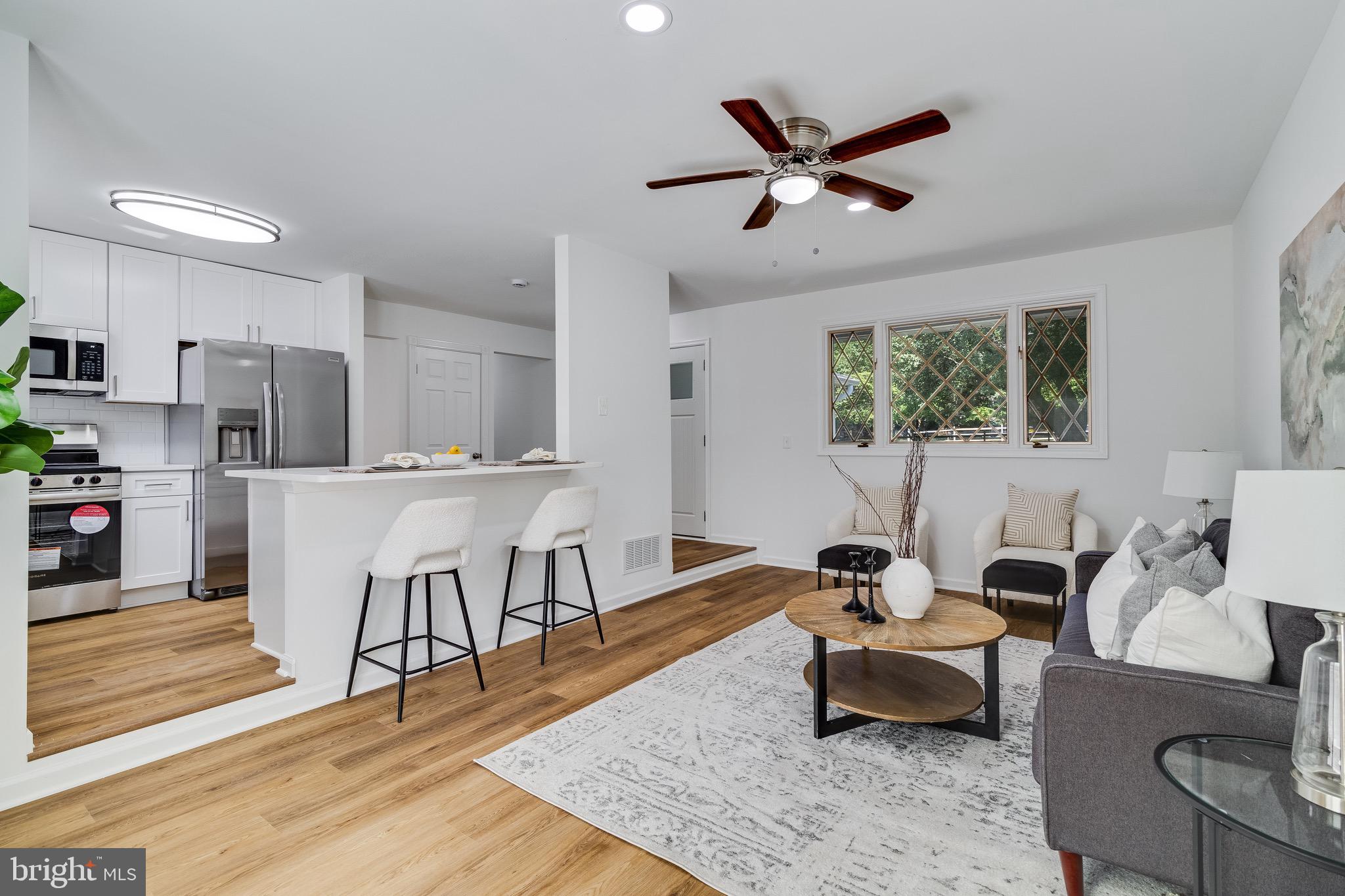 LORD CALVERT HILLS - Residential