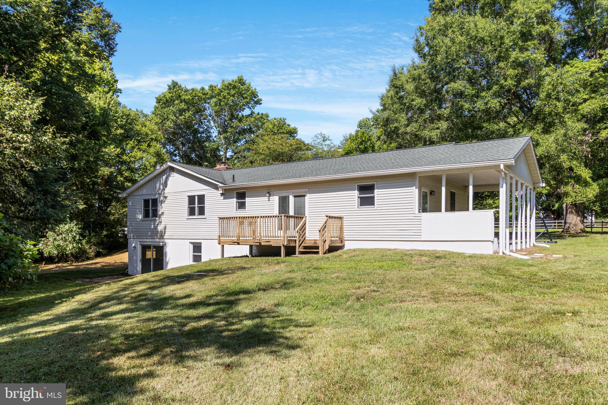 LORD CALVERT HILLS - Residential