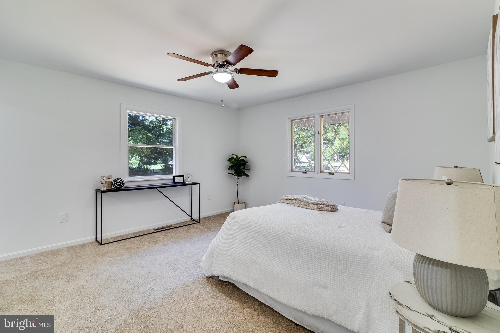 LORD CALVERT HILLS - Residential