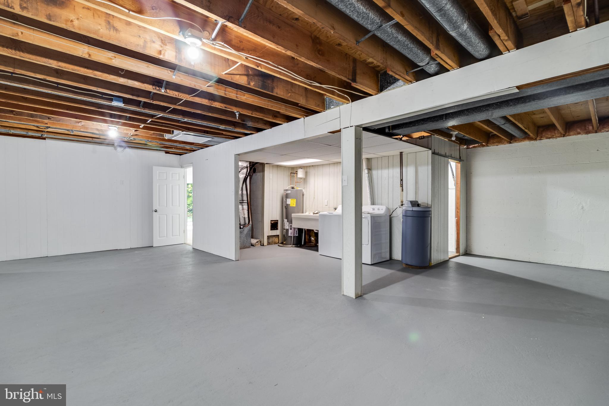 LORD CALVERT HILLS - Residential