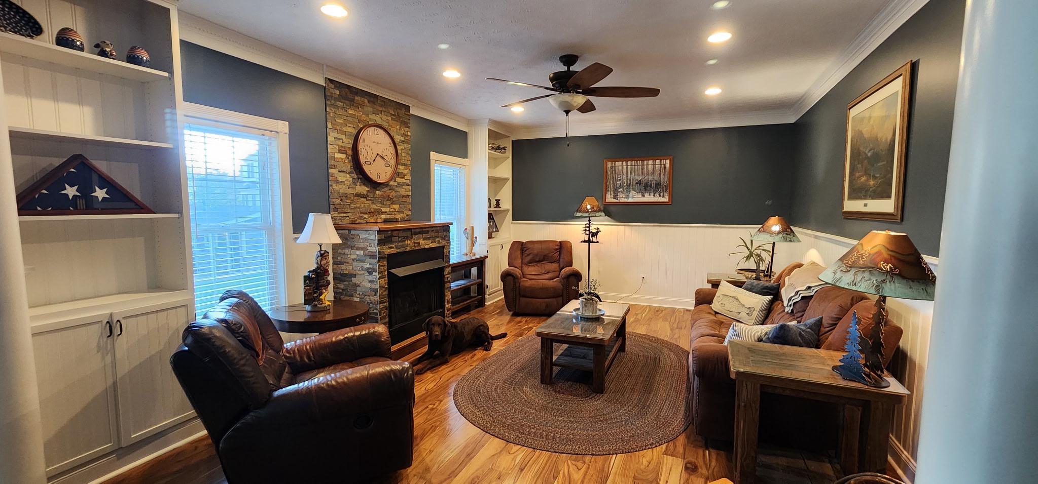 WILDERNESS SHORES - Residential