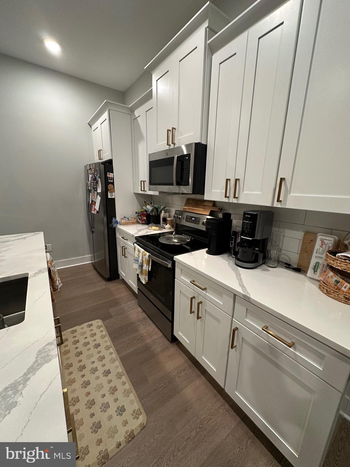 ROXBOROUGH - Residential Lease