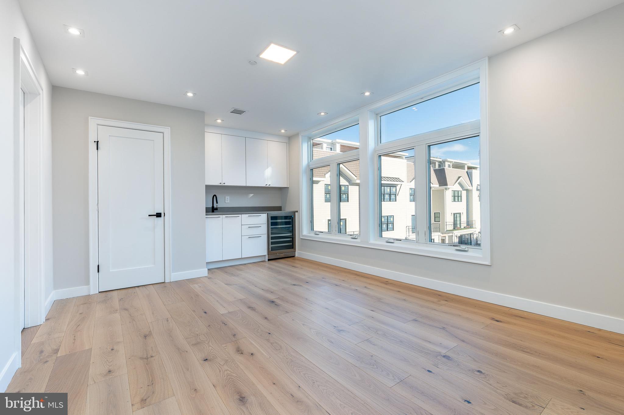 MANAYUNK - Residential