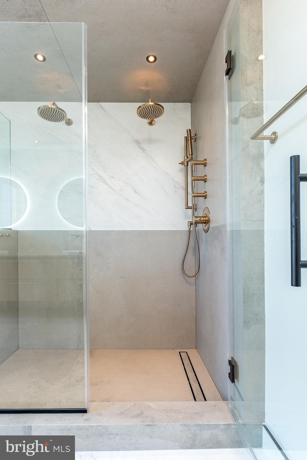 MANAYUNK - Residential