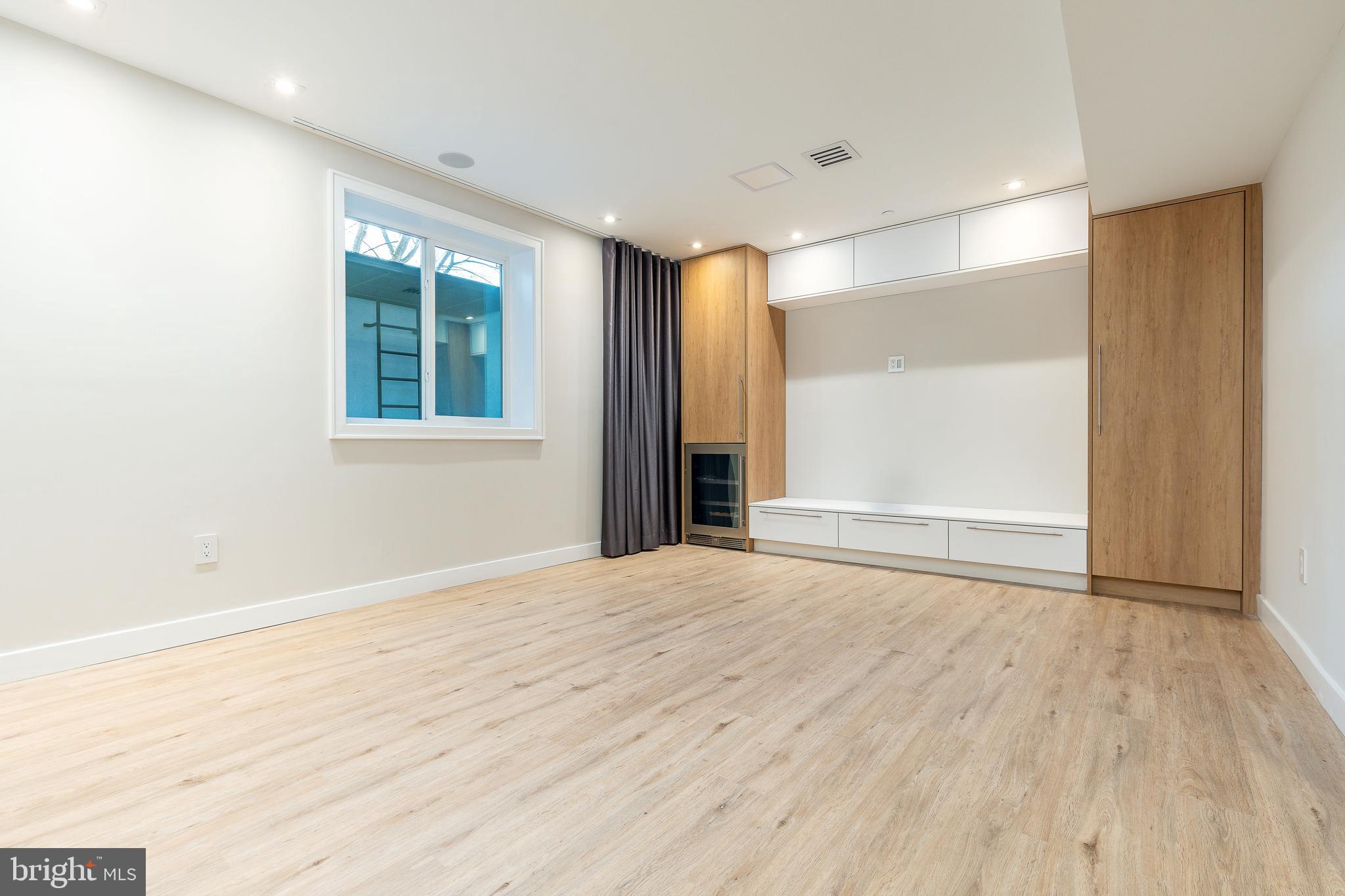 MANAYUNK - Residential