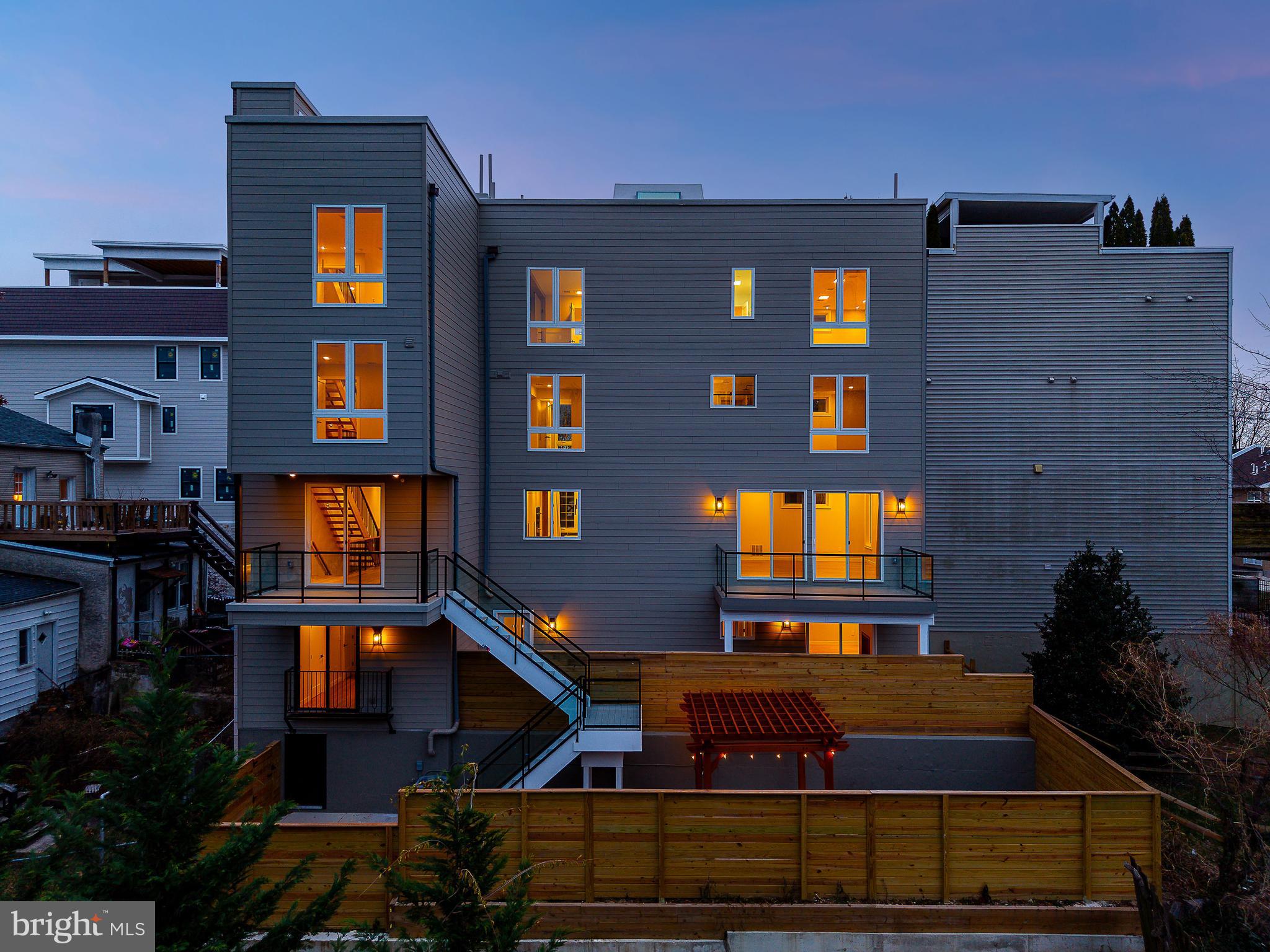 MANAYUNK - Residential