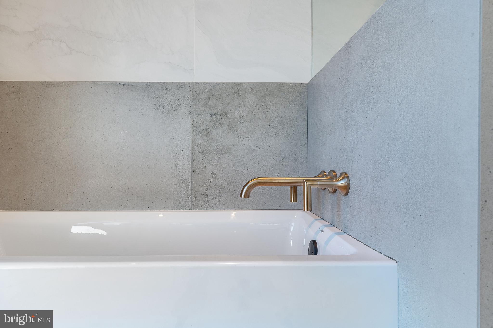 MANAYUNK - Residential