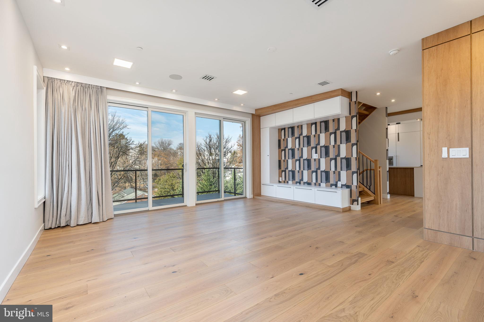 MANAYUNK - Residential