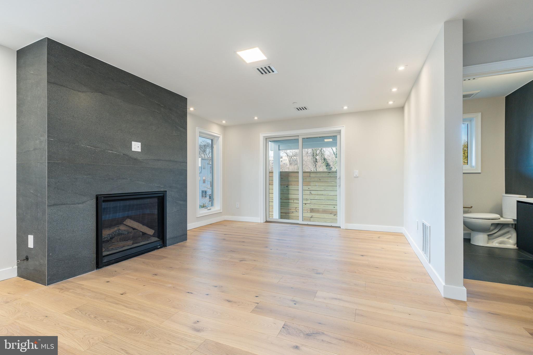 MANAYUNK - Residential