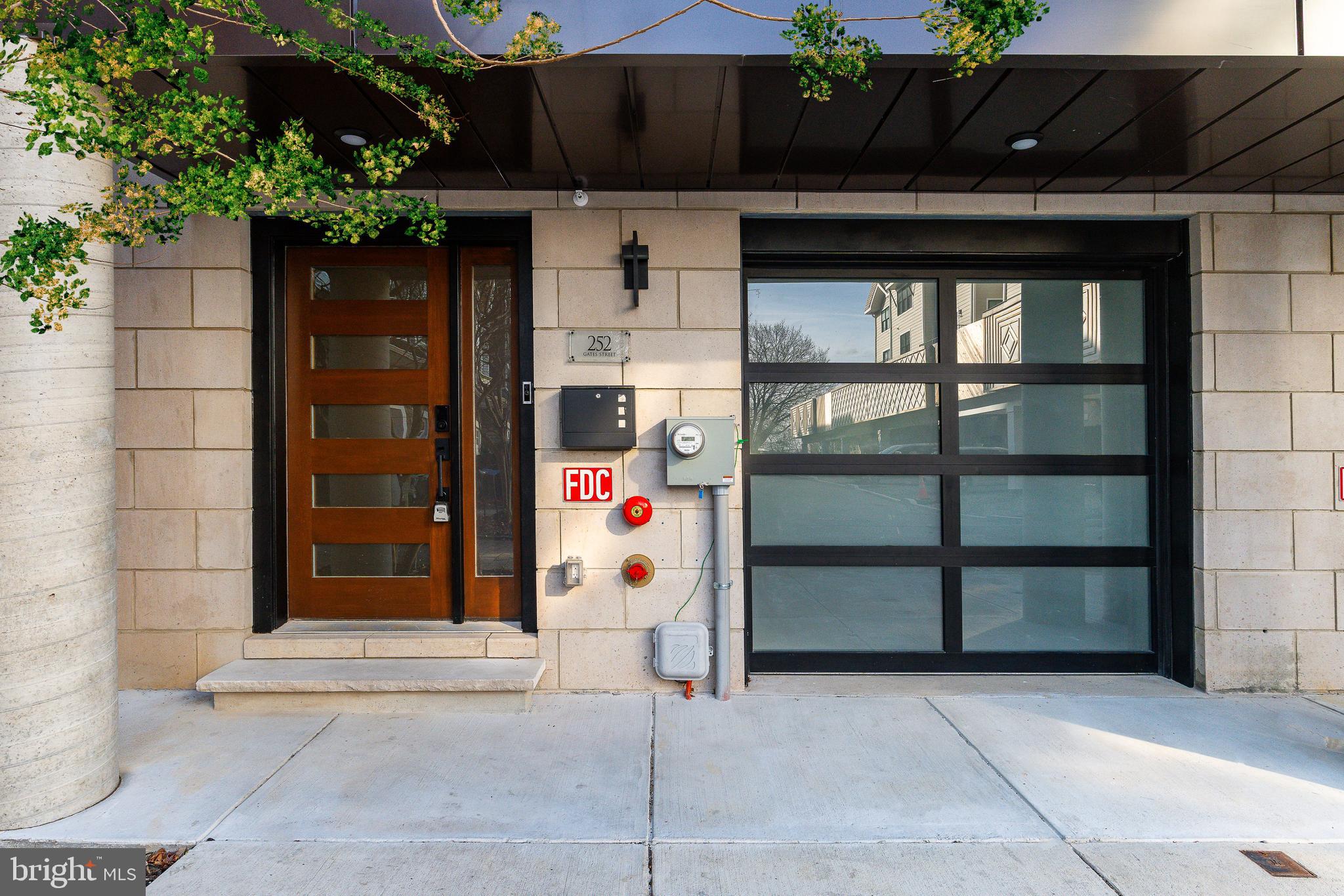 MANAYUNK - Residential