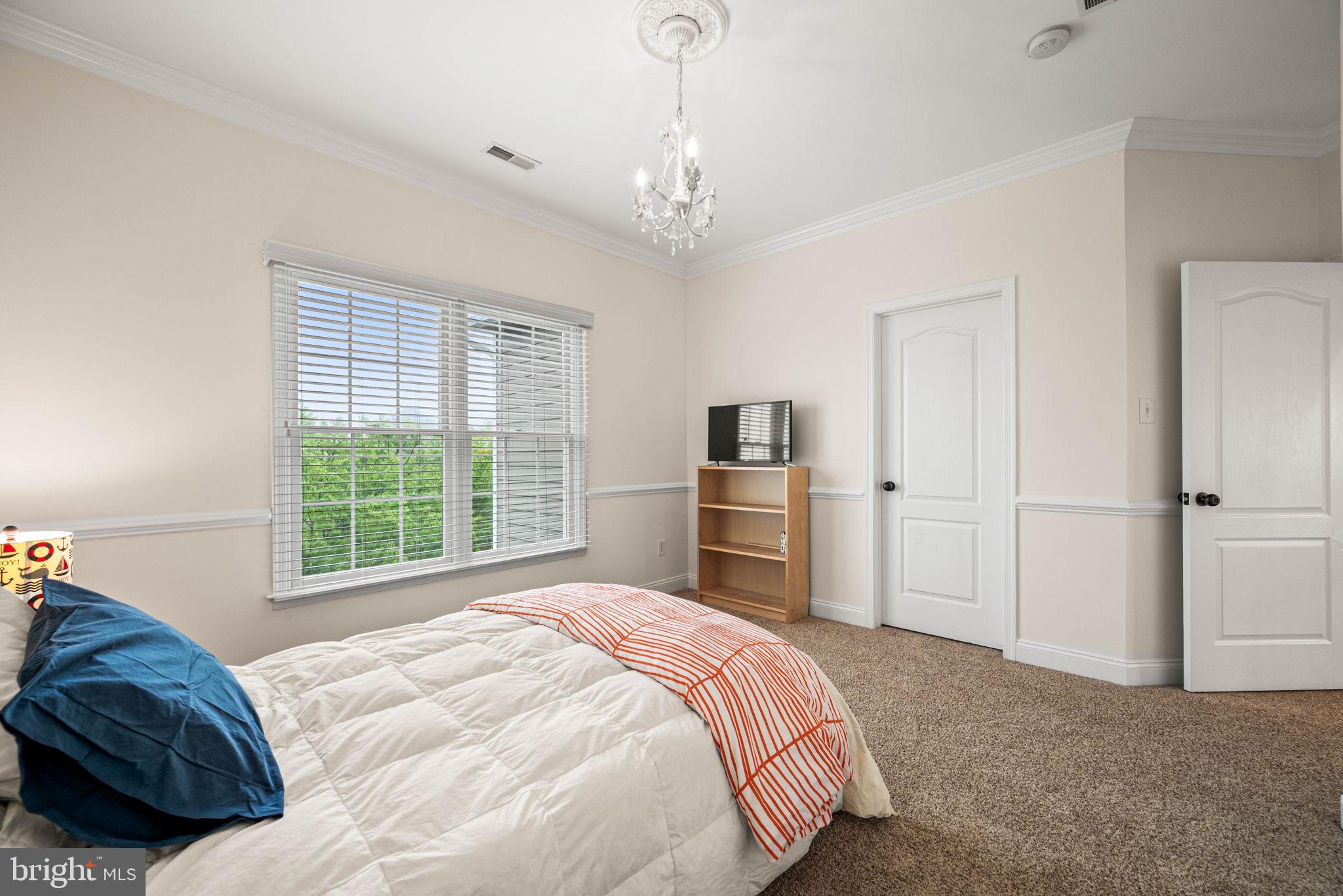 CHESTNUT RIDGE ESTATES - Residential