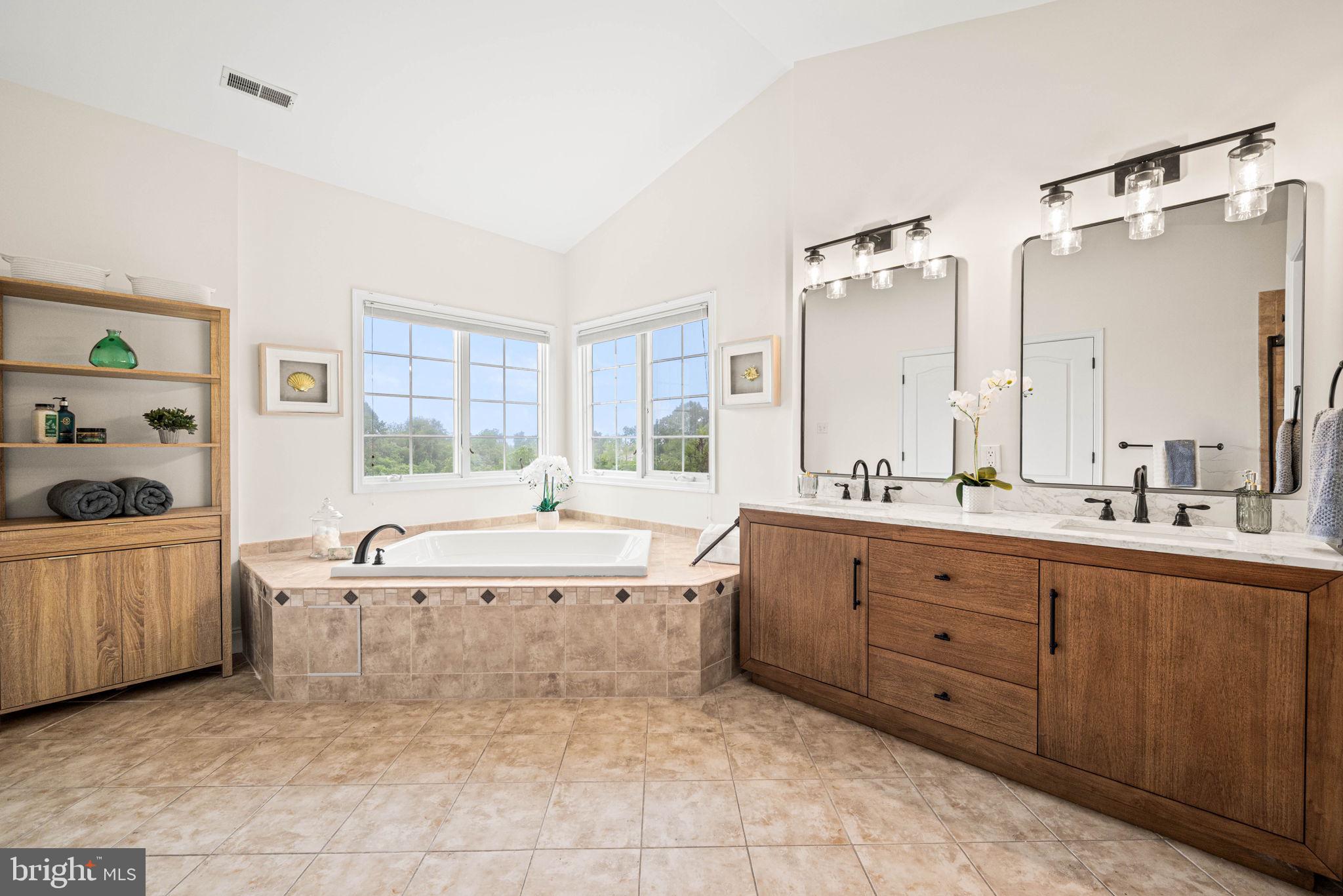 CHESTNUT RIDGE ESTATES - Residential