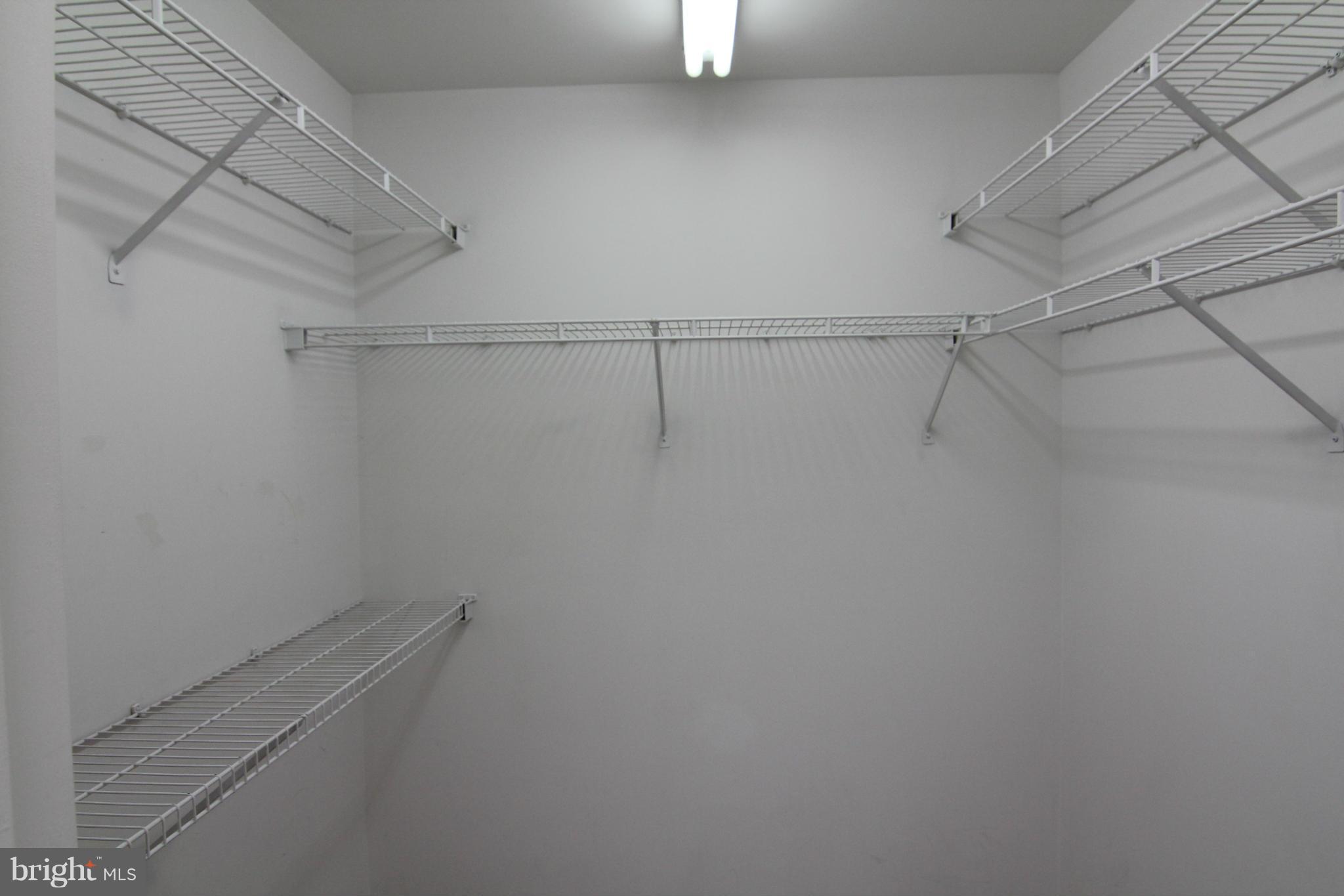 NORTH CROSSING - Residential Lease