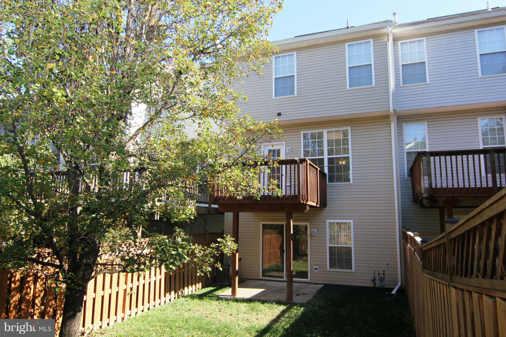 NORTH CROSSING - Residential Lease