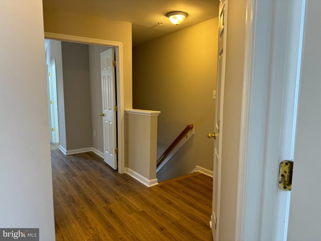 NORTH CROSSING - Residential Lease