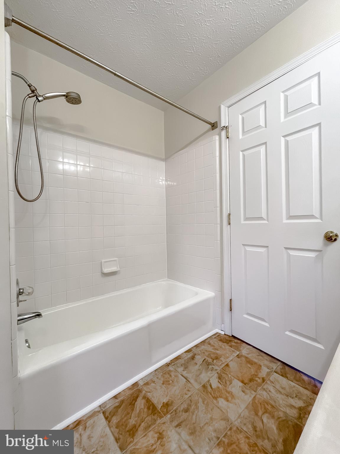 ORCHID PARK OF WILDEWOOD - Residential