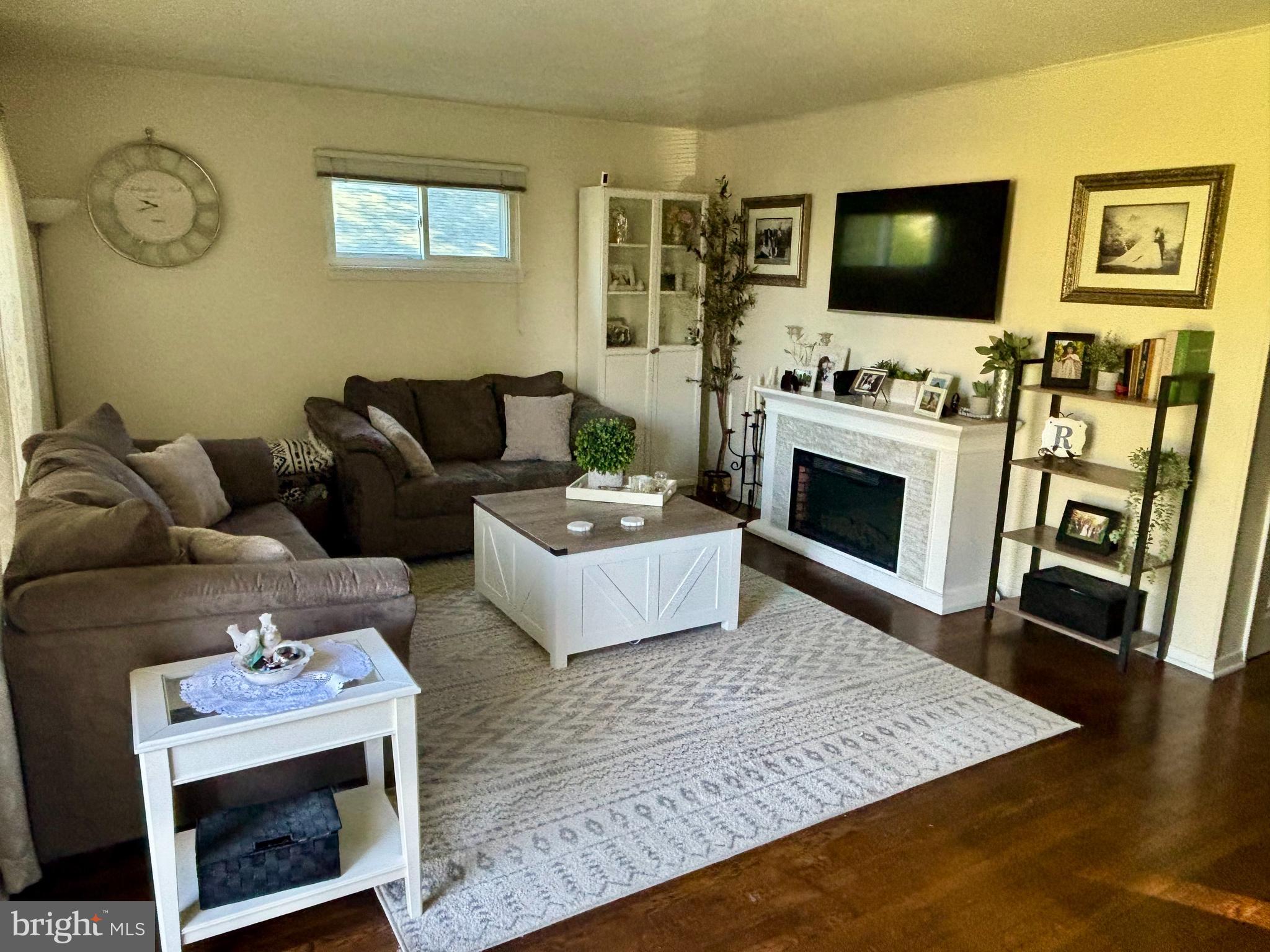 SPEEDWAY - Residential