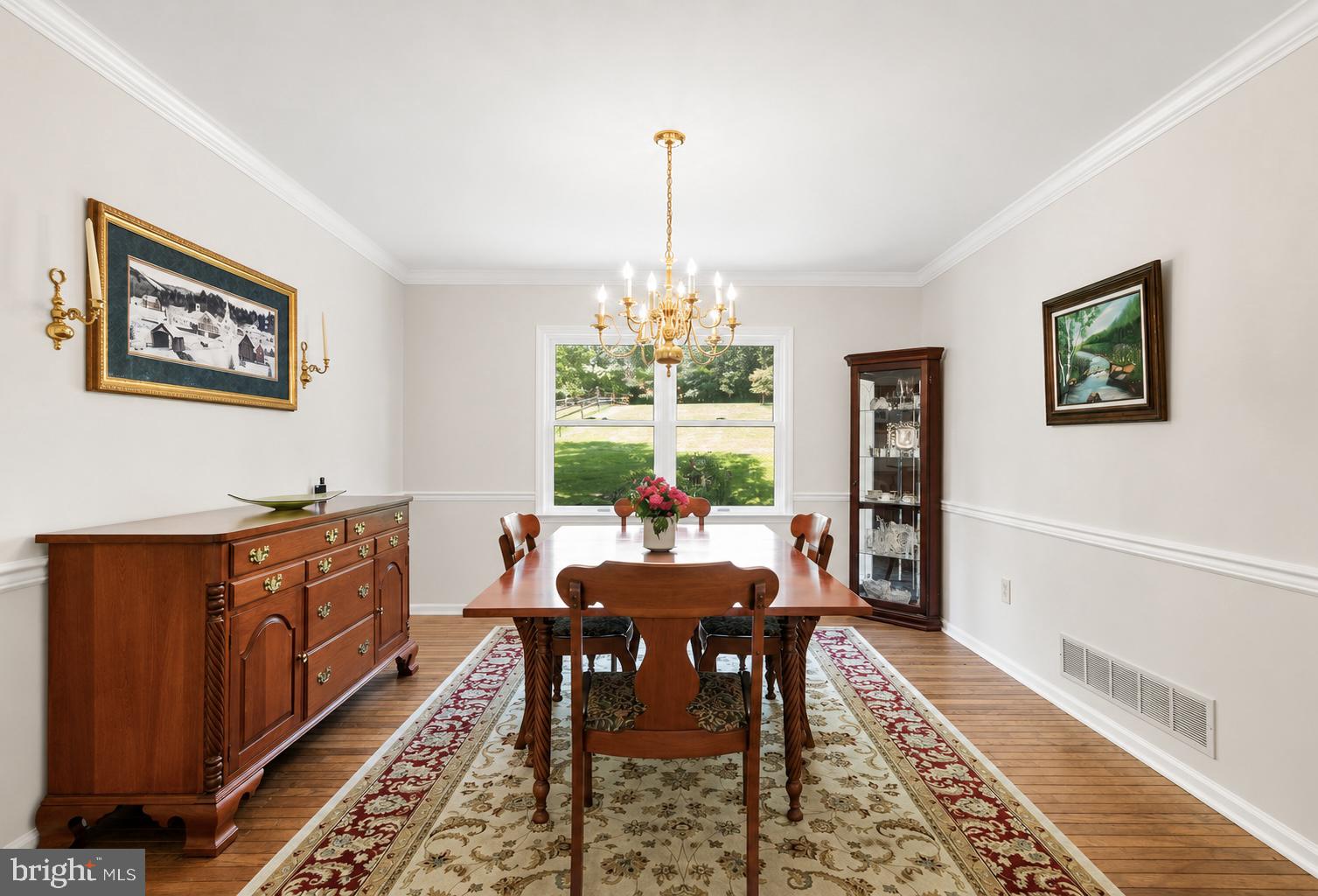 1643 BOW TREE DRIVE