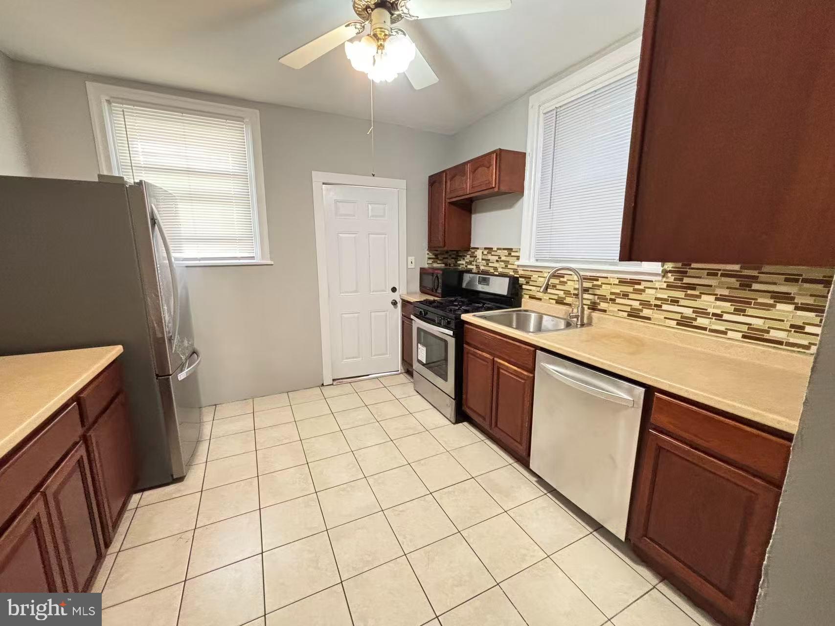 PHILADELPHIA - Residential