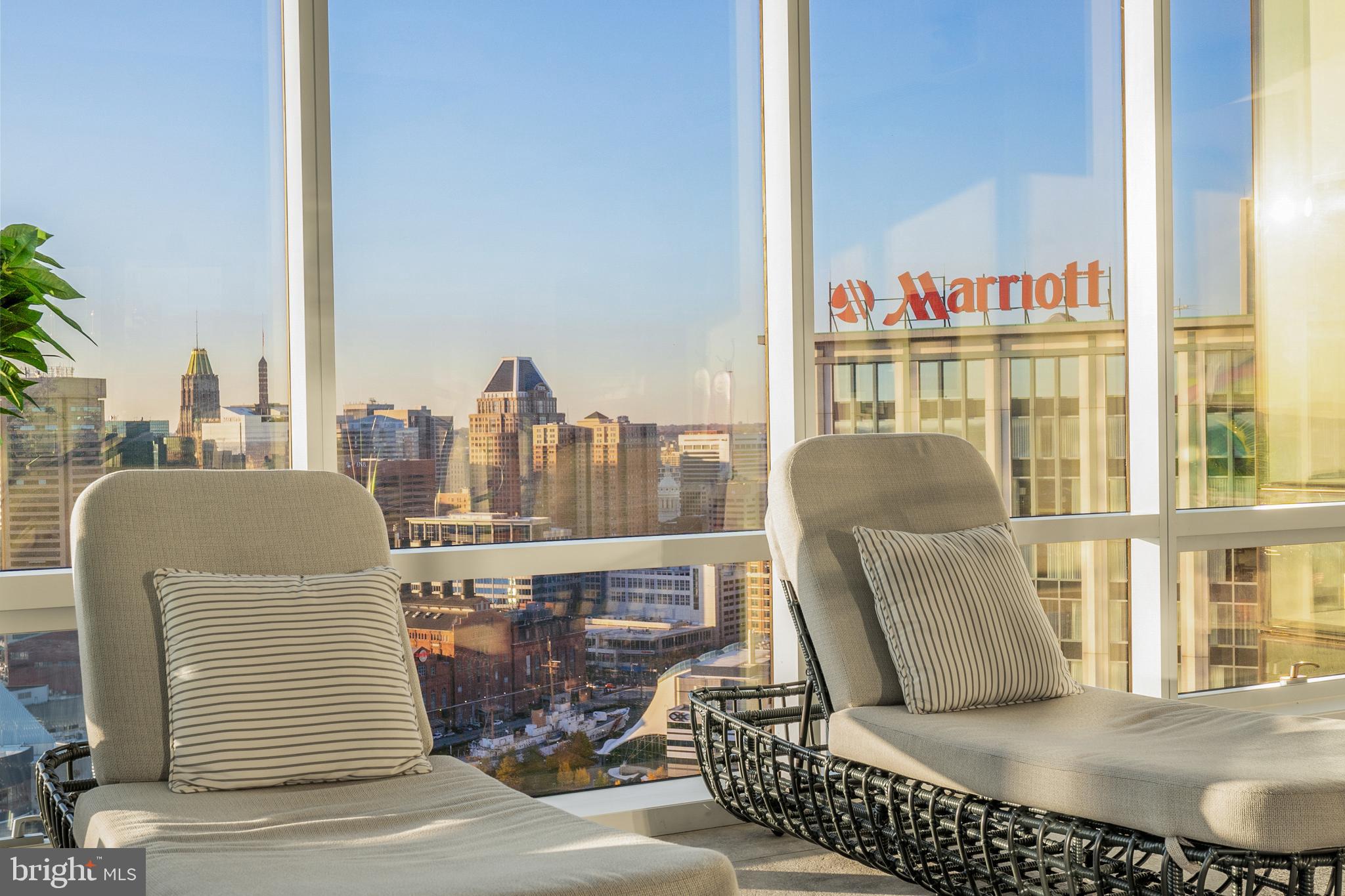 HARBOR EAST - Residential