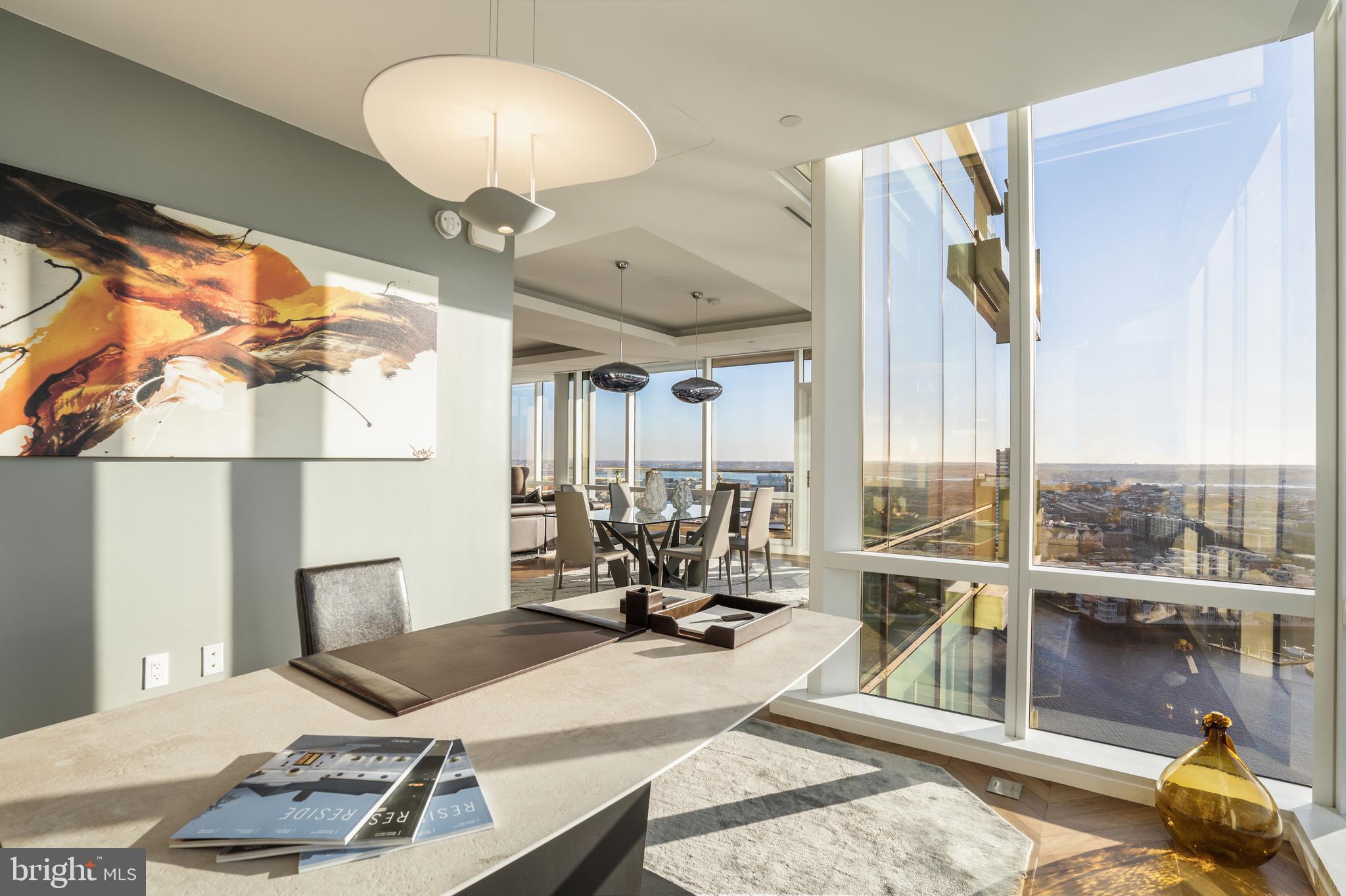 HARBOR EAST - Residential