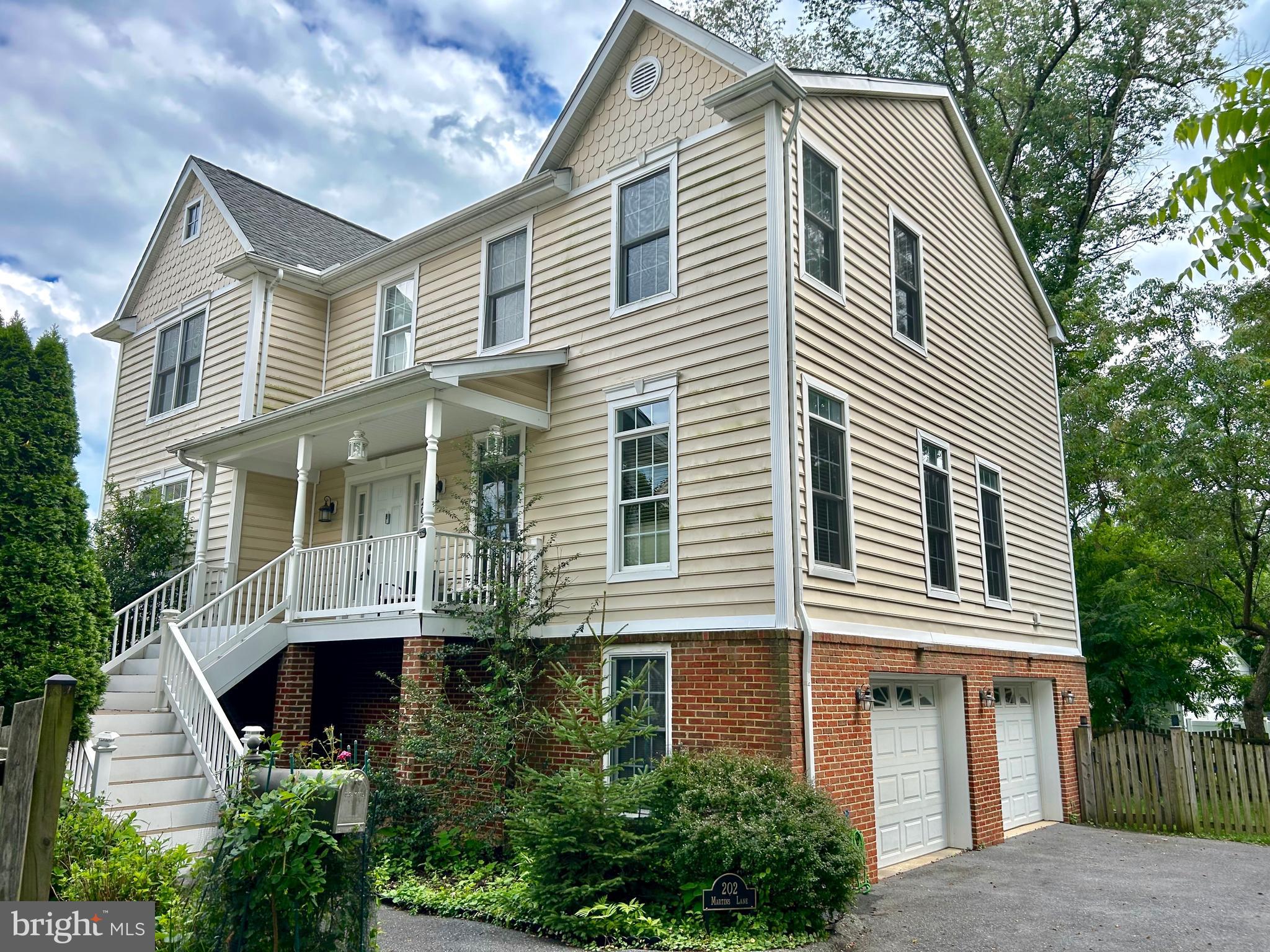 PT ROCKVILLE TWN RES 1 - Residential Lease