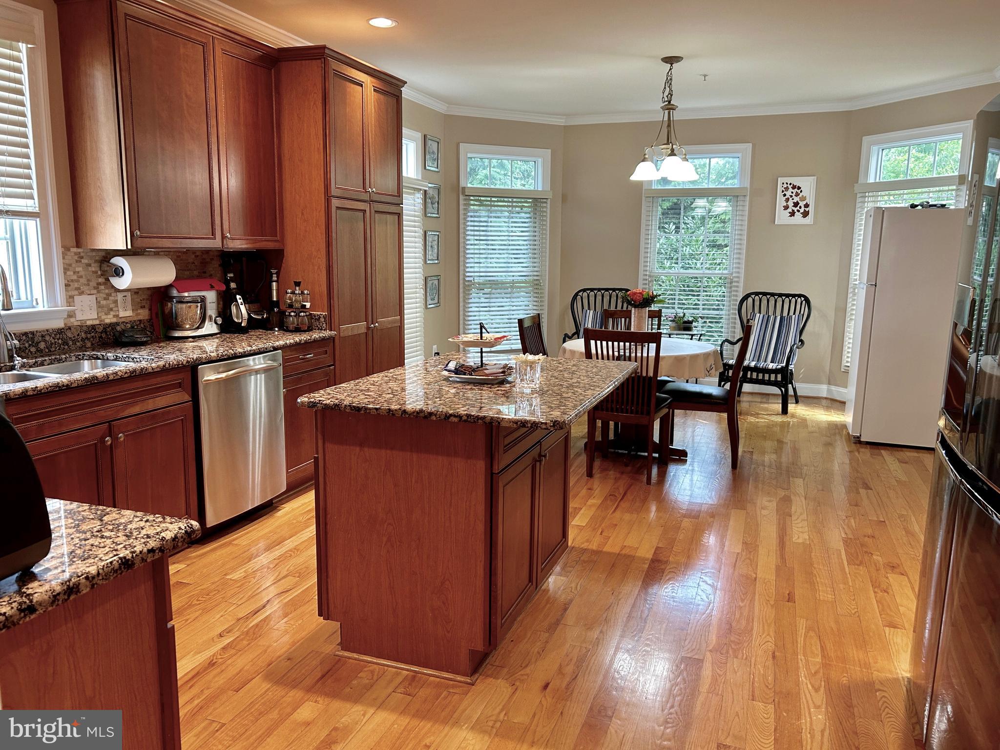 PT ROCKVILLE TWN RES 1 - Residential Lease