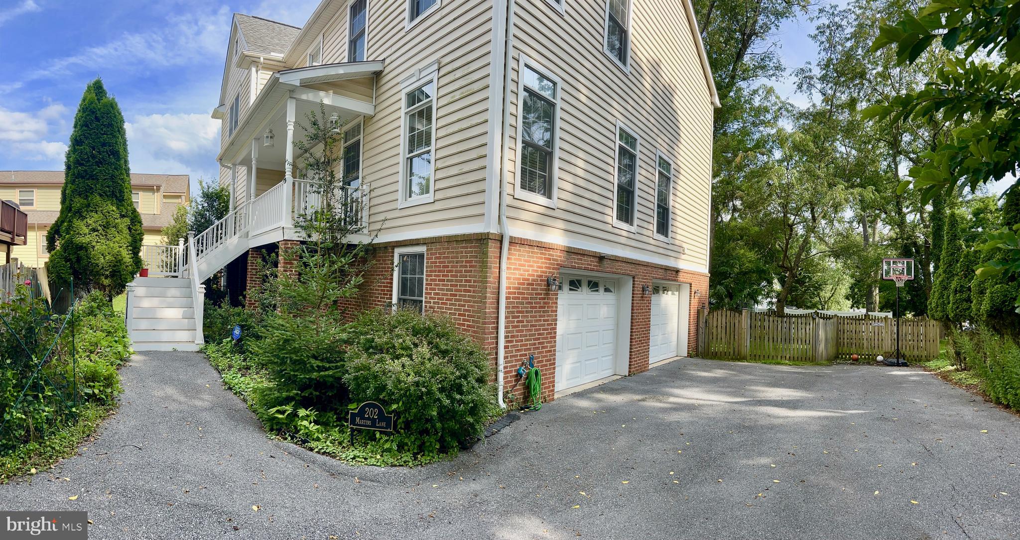 PT ROCKVILLE TWN RES 1 - Residential Lease