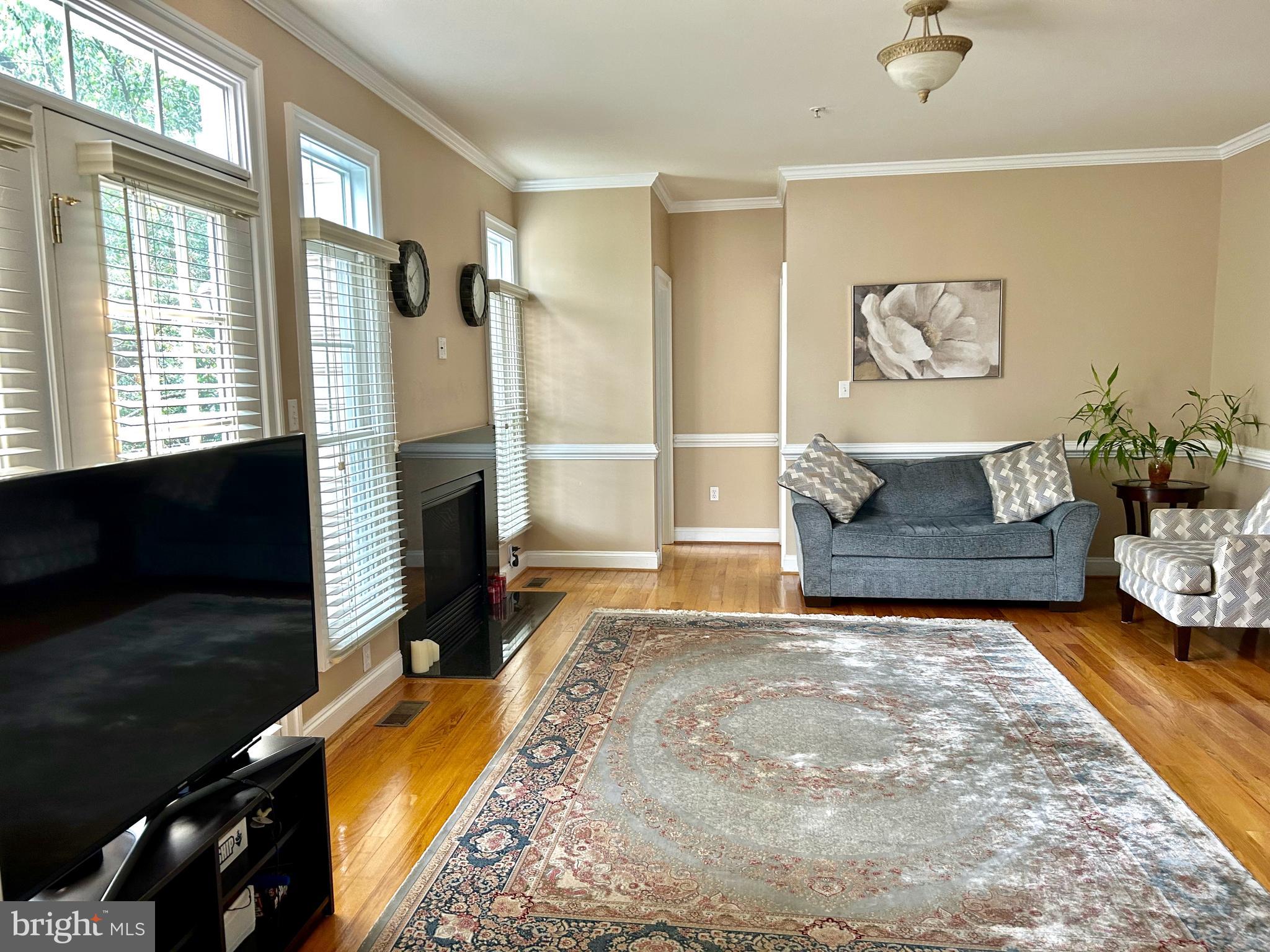 PT ROCKVILLE TWN RES 1 - Residential Lease