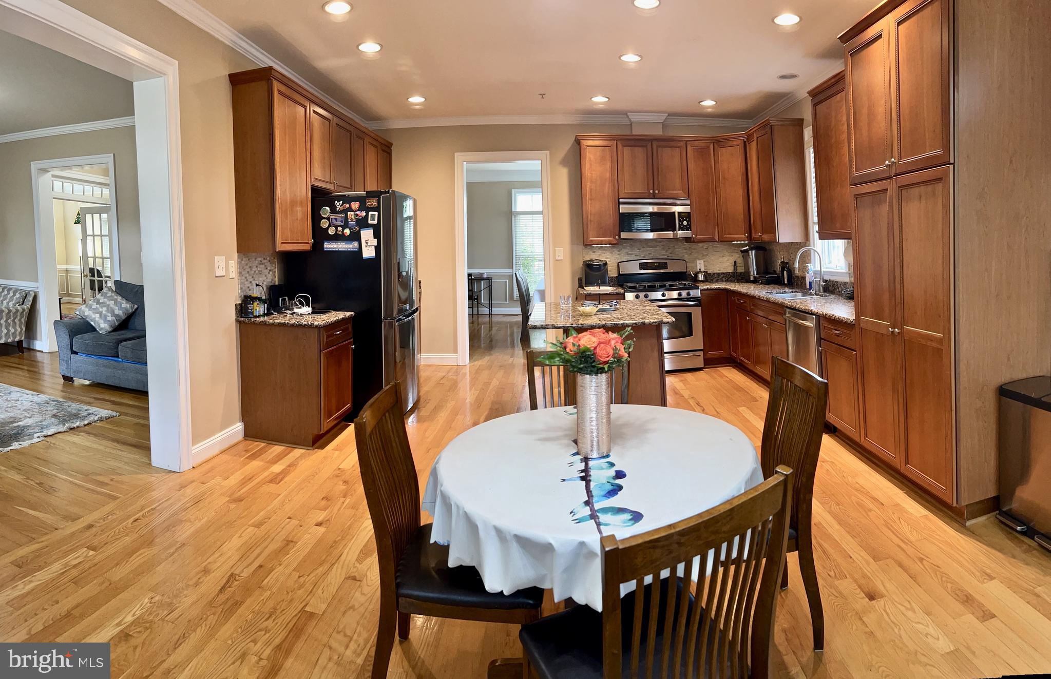 PT ROCKVILLE TWN RES 1 - Residential Lease