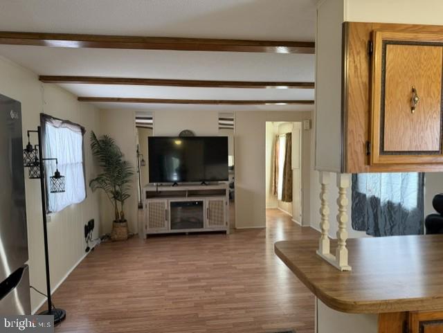 512 WILLOW LANE