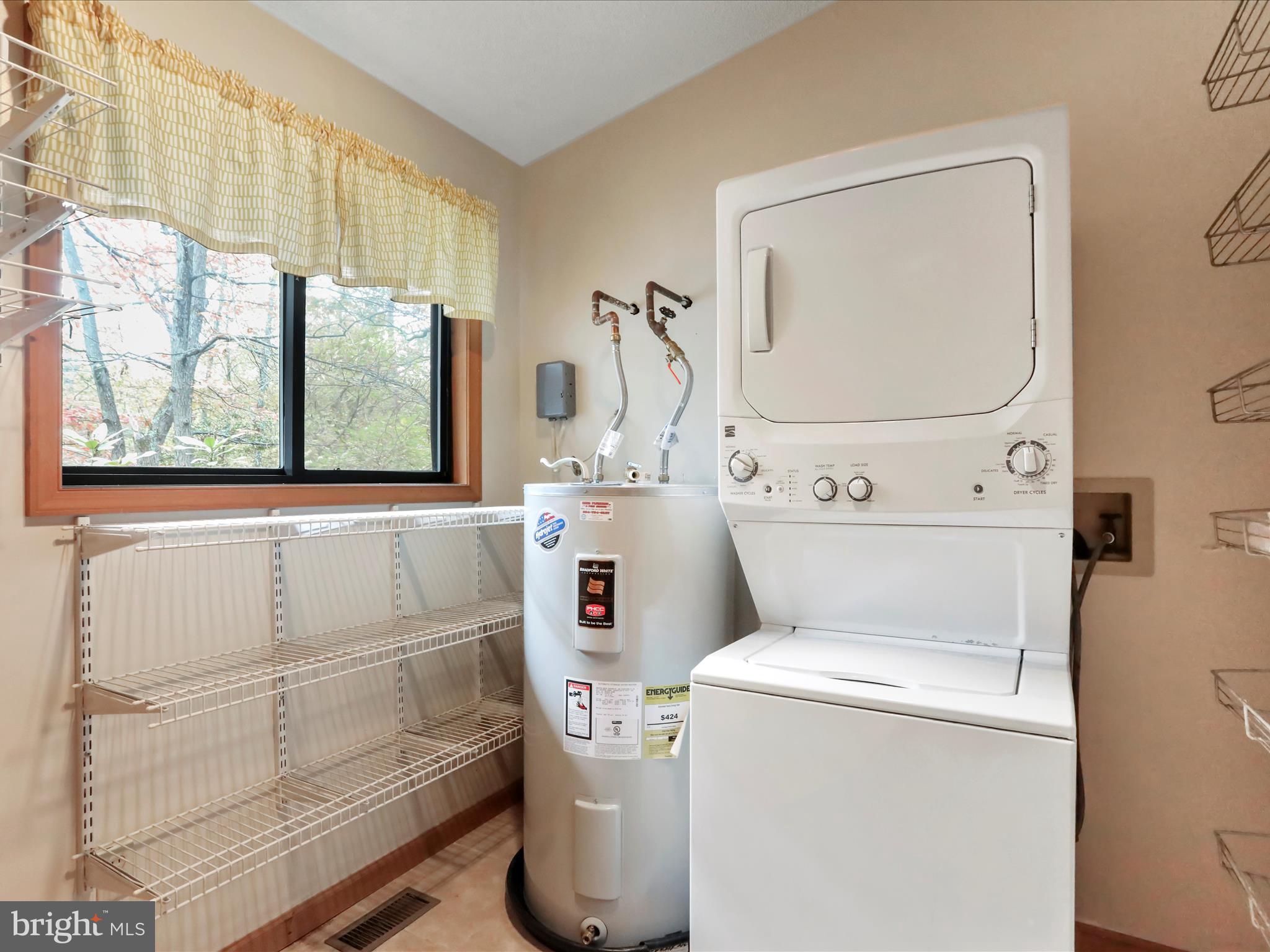 THE WOODS - Residential