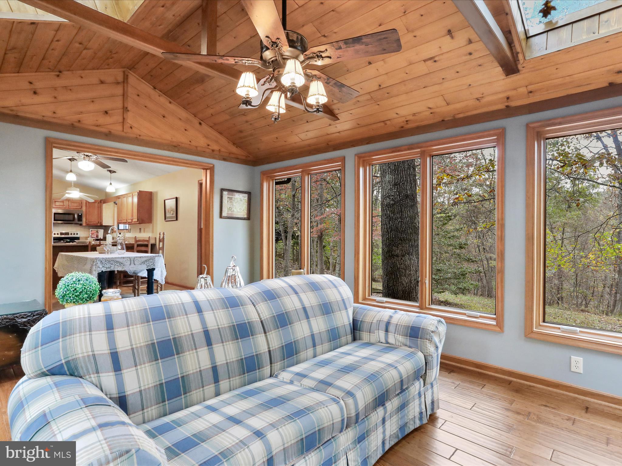 THE WOODS - Residential