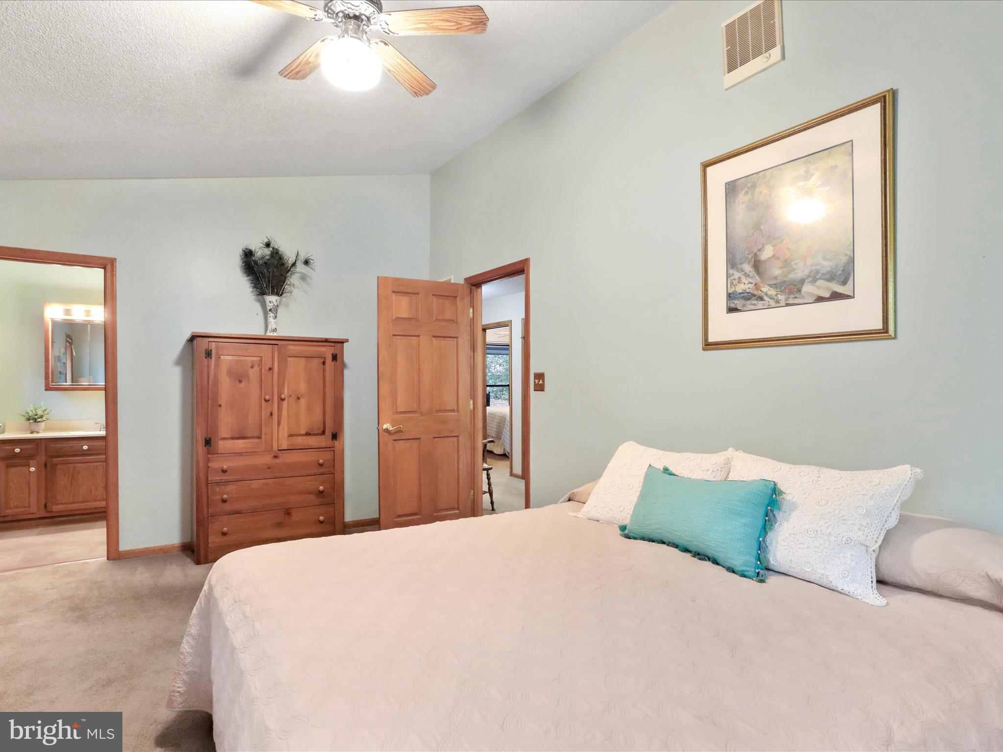 THE WOODS - Residential