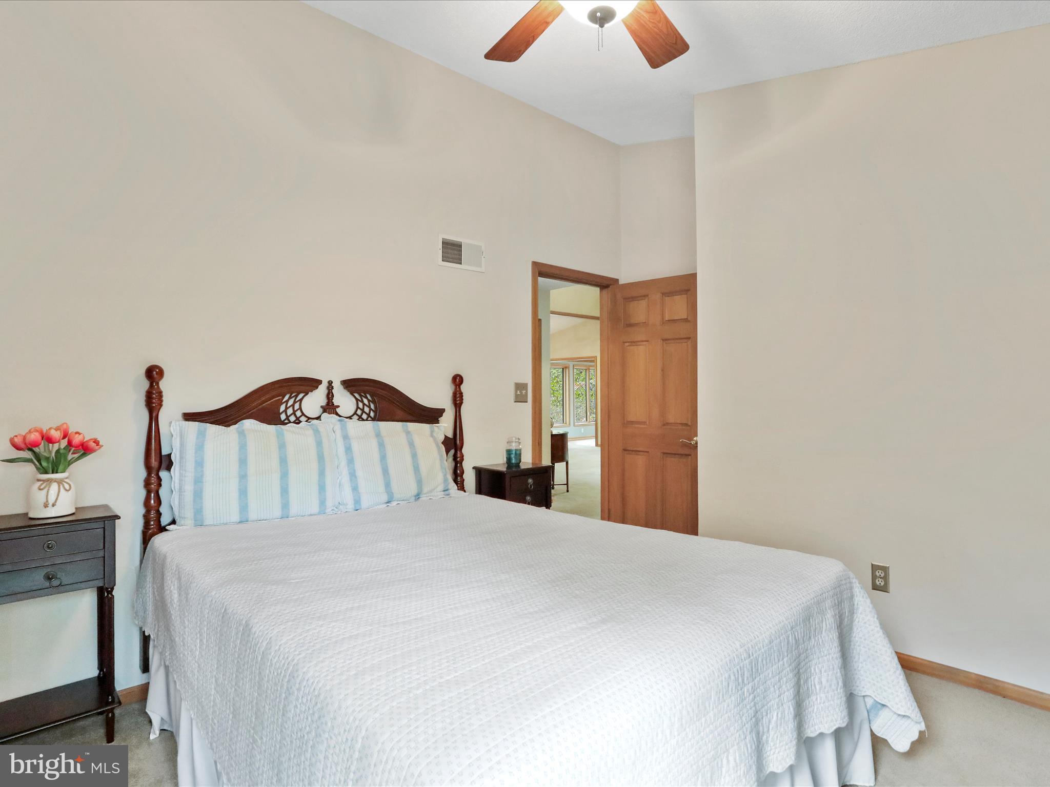 THE WOODS - Residential