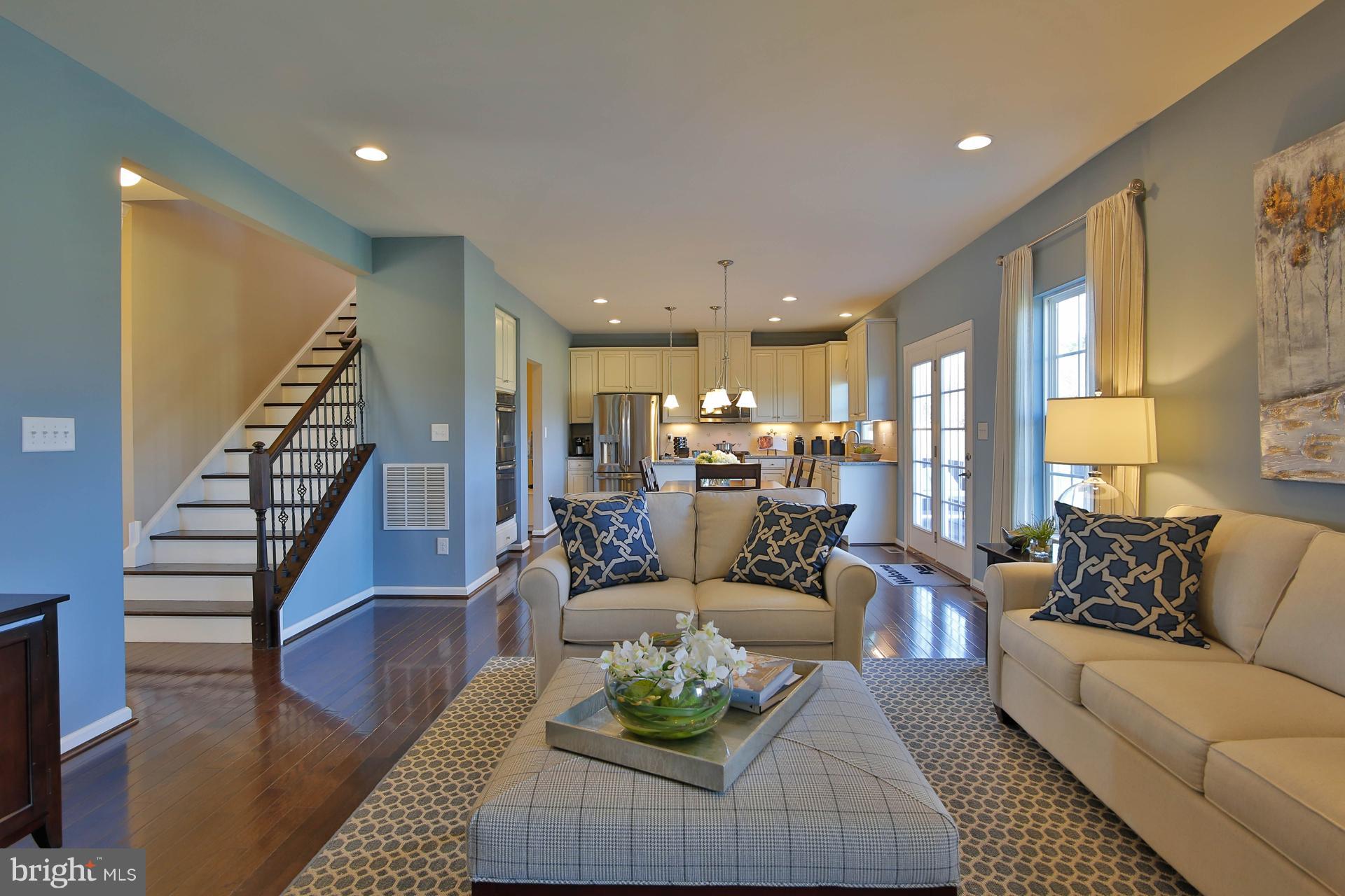 SCENIC MANOR - Residential