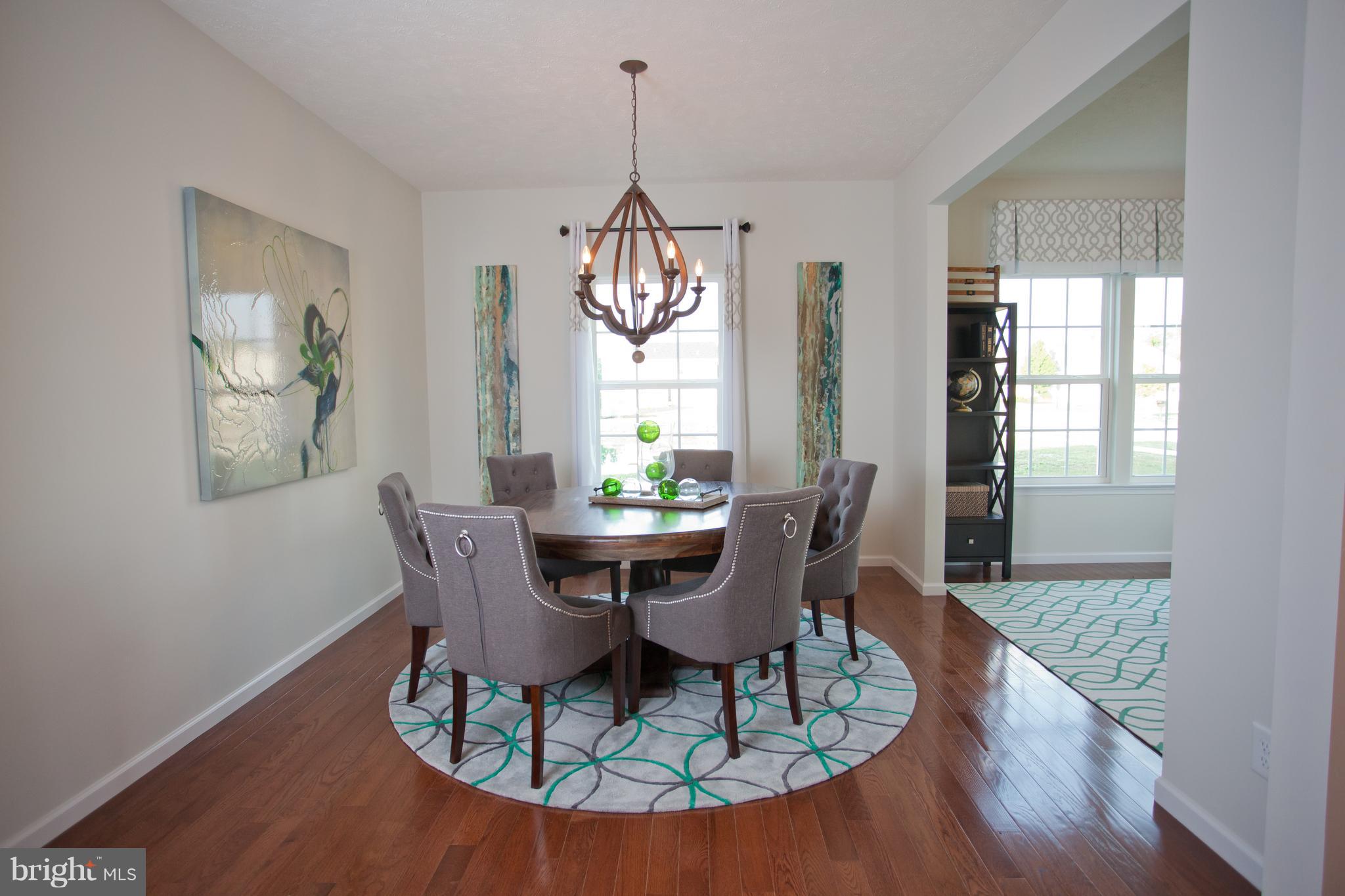 SCENIC MANOR - Residential