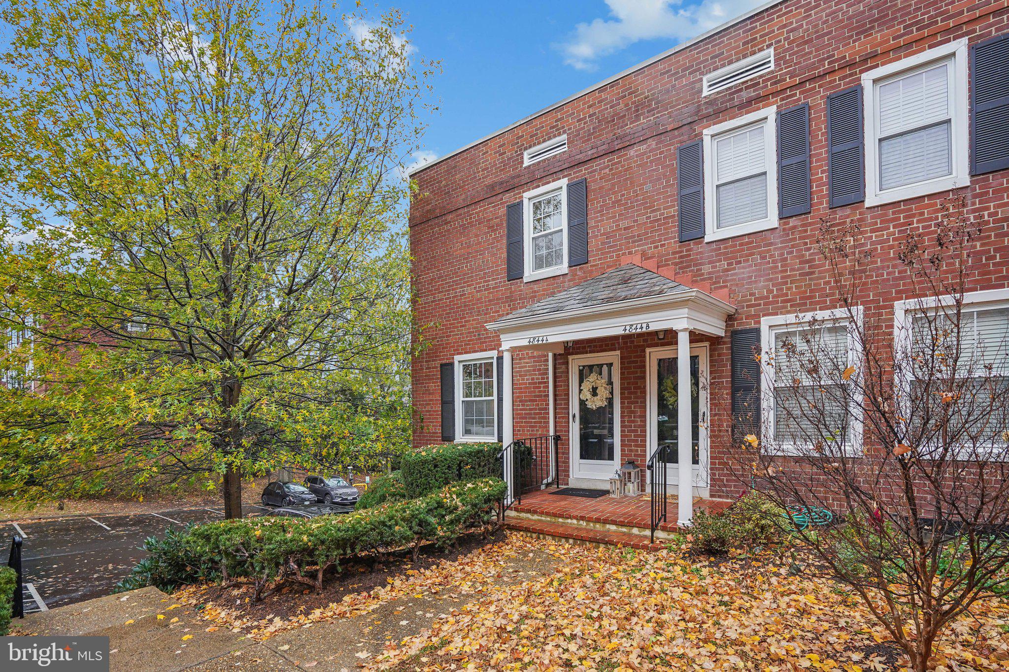 FAIRLINGTON VILLAGES - Residential Lease