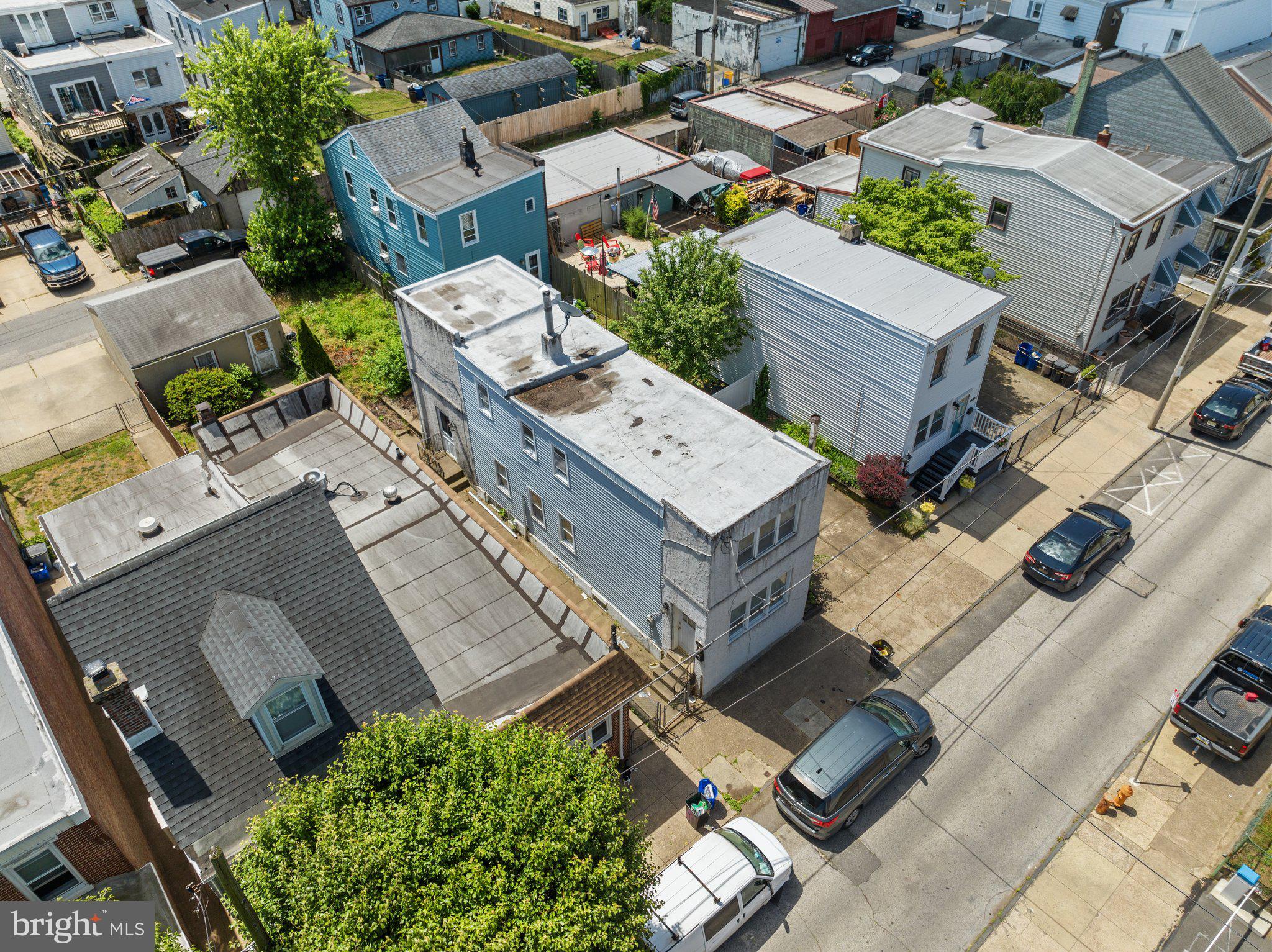 BRIDESBURG - Residential