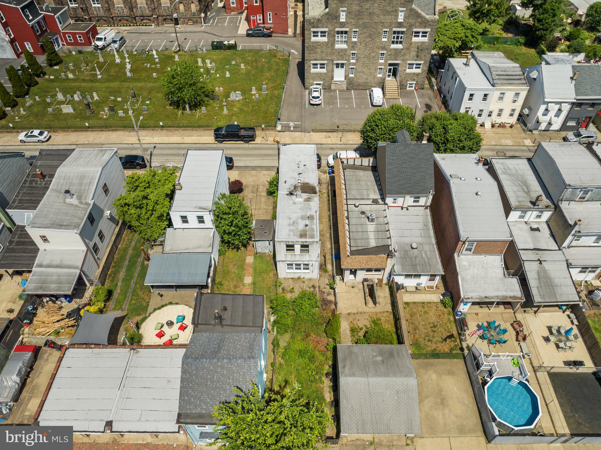 BRIDESBURG - Residential