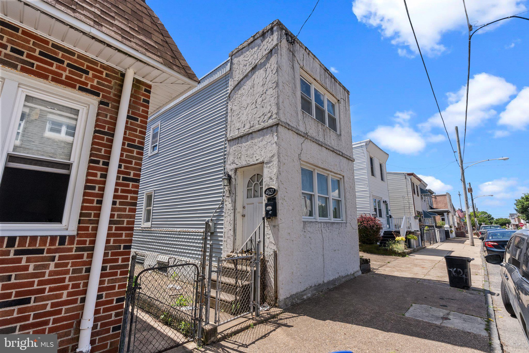 BRIDESBURG - Residential