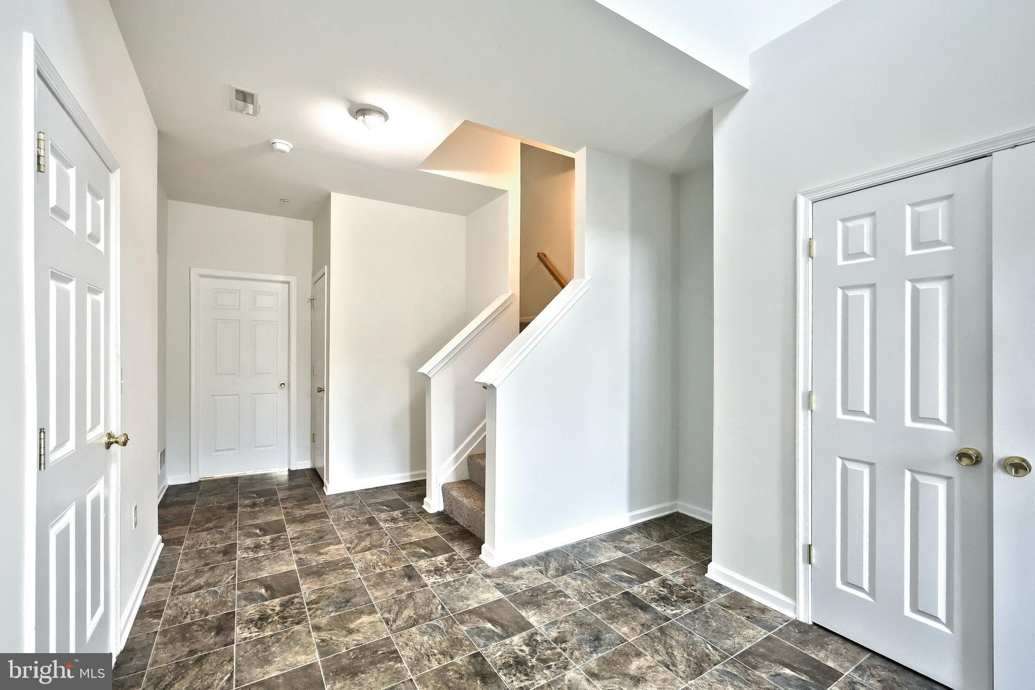 2302 SUNNY HILL CIRCLE 2302