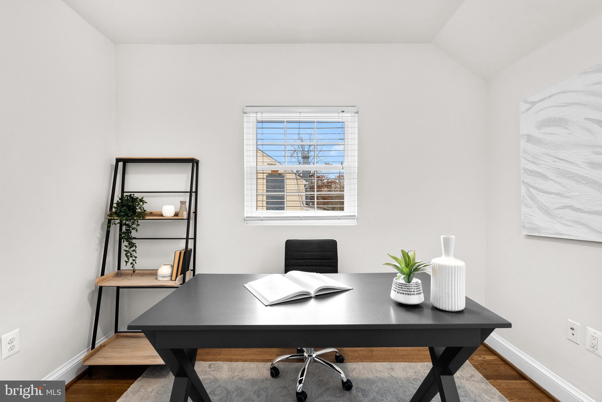 ARLINGTON FOREST - Residential