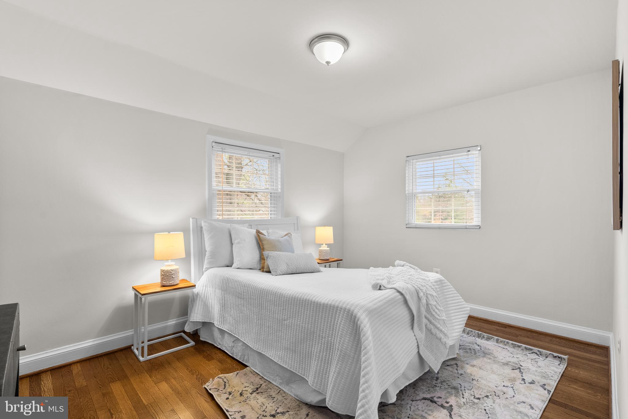 ARLINGTON FOREST - Residential